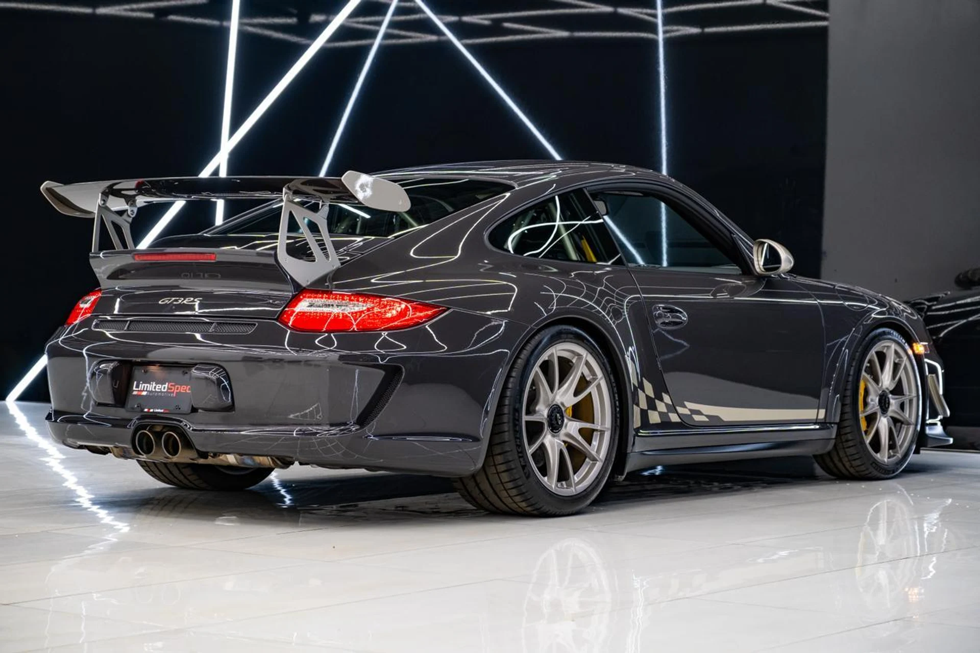 mph013_2935888156_b5d7c3a574dd21c65d0d123999e8d48b_84bc81442b