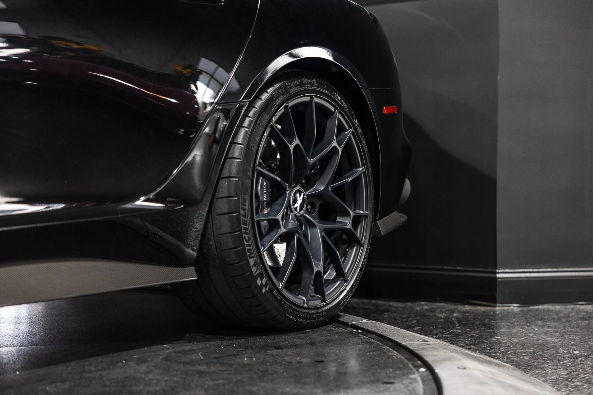 mph013_2940702813_Used_2019_Aston_Martin_Rapide_AMR_257000_MSRP_1764127123_2a759086cc