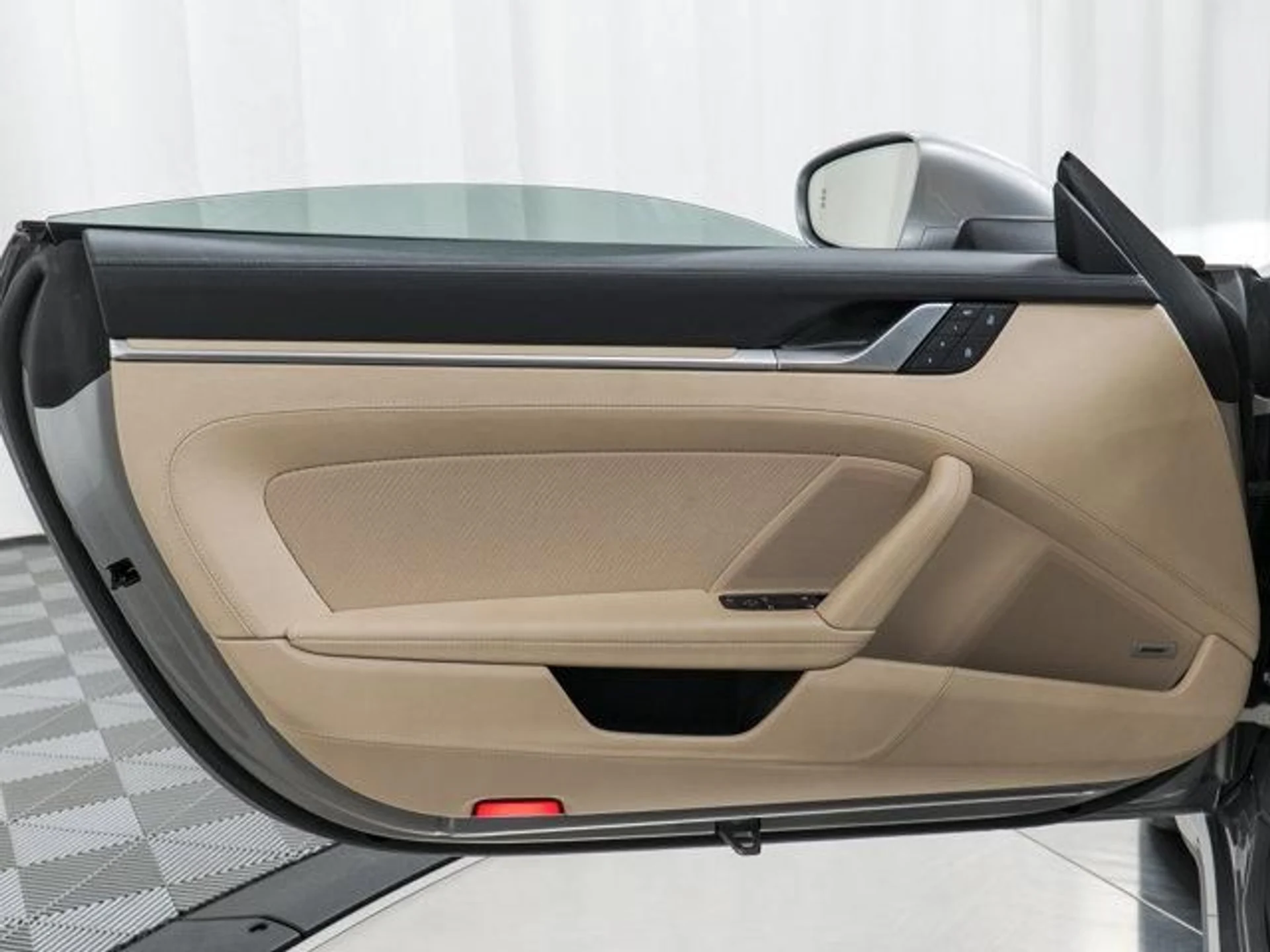 mph013_294347135_Z9mh_Qzr_Qfj_Jdu_HS_7i_Hib_Ye_Ry_O_Ng_0d2b236afe