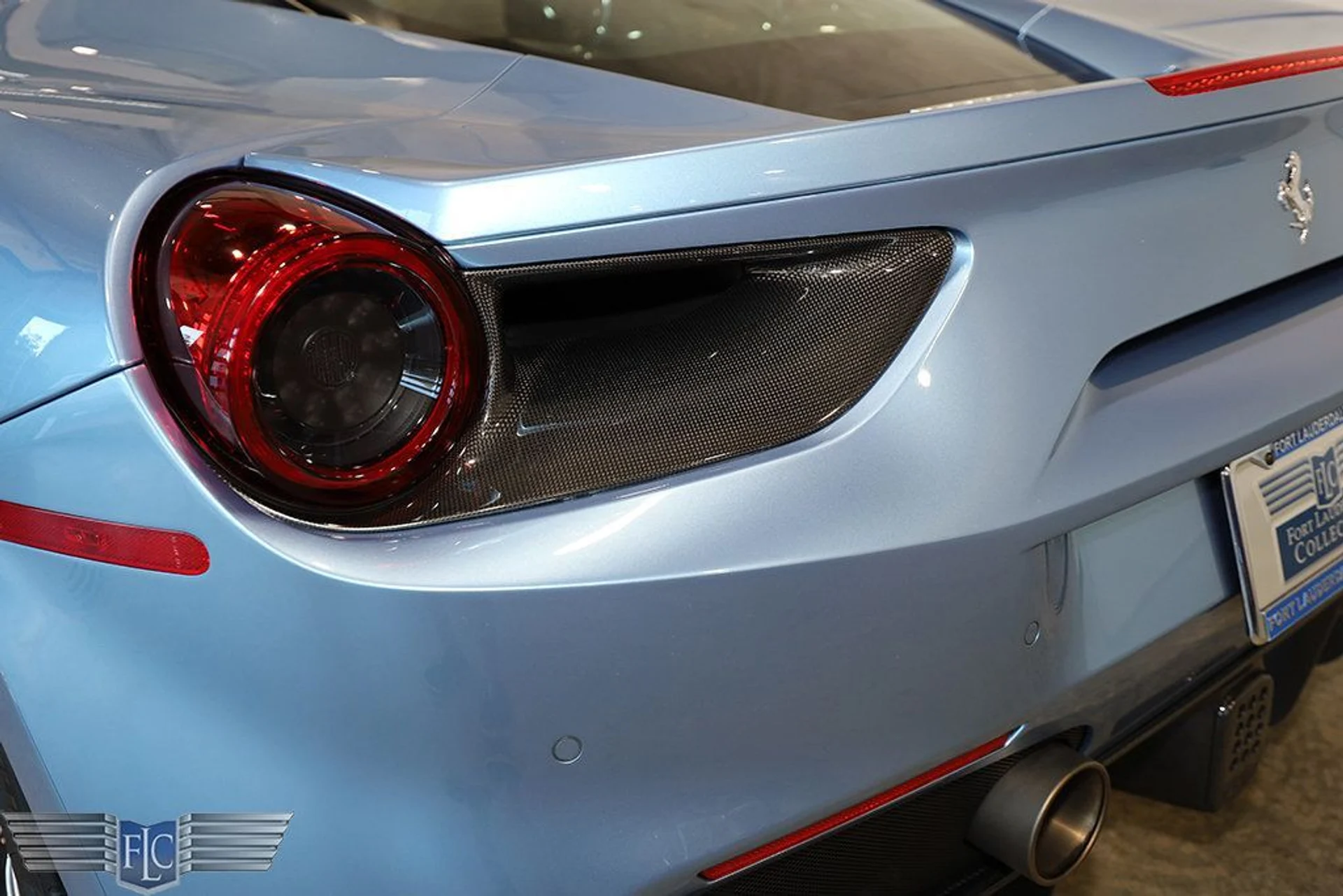 mph013_2947587431_used_2017_ferrari_488_gtb_coupe_9689_22969382_14_1024_cf15816d9e