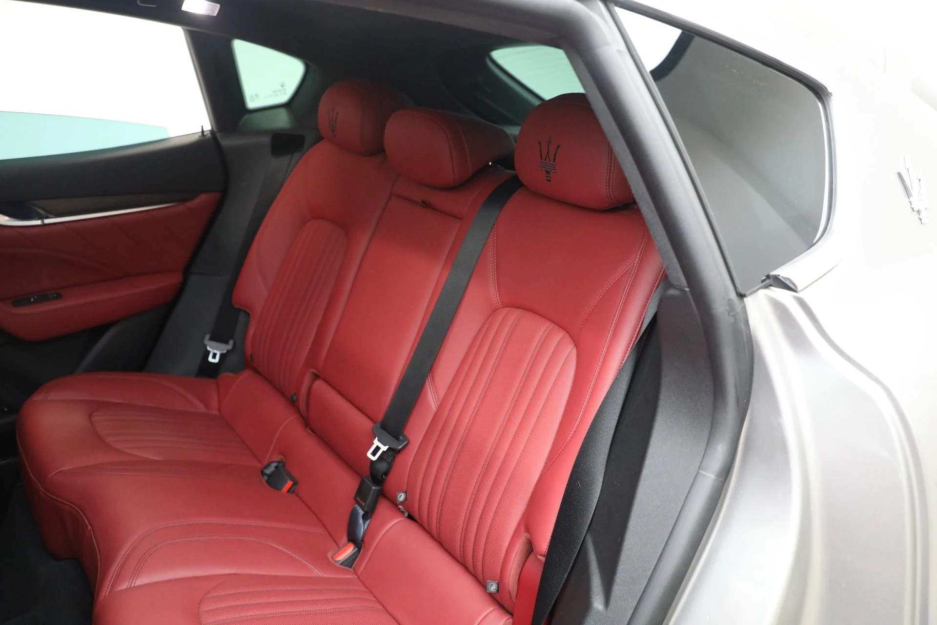 mph013_2951735513_Used_2022_Maserati_Levante_GT_08b05fe073