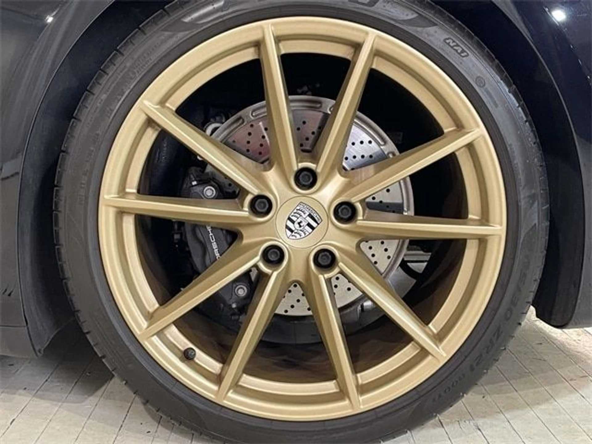 mph013_2952145577_6eccdcf43203a4d01a3257c52691fb33x_ec0f43a041