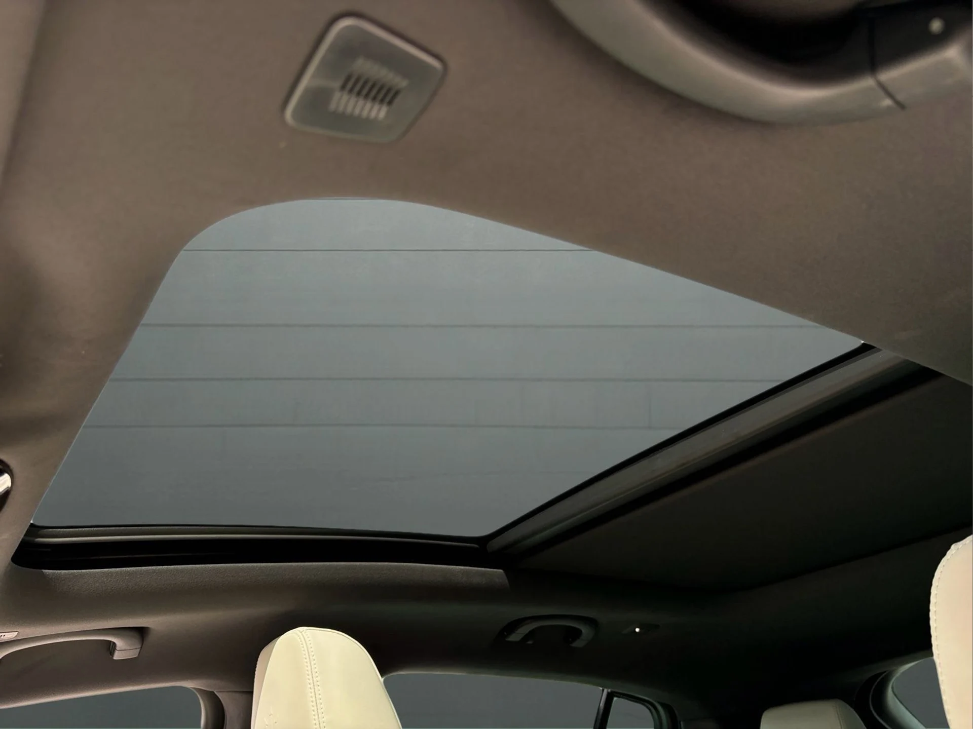 mph013_2953177614_5ae33c5271b3462aa4ab6ec1e2448b43_f0a84b1bf8