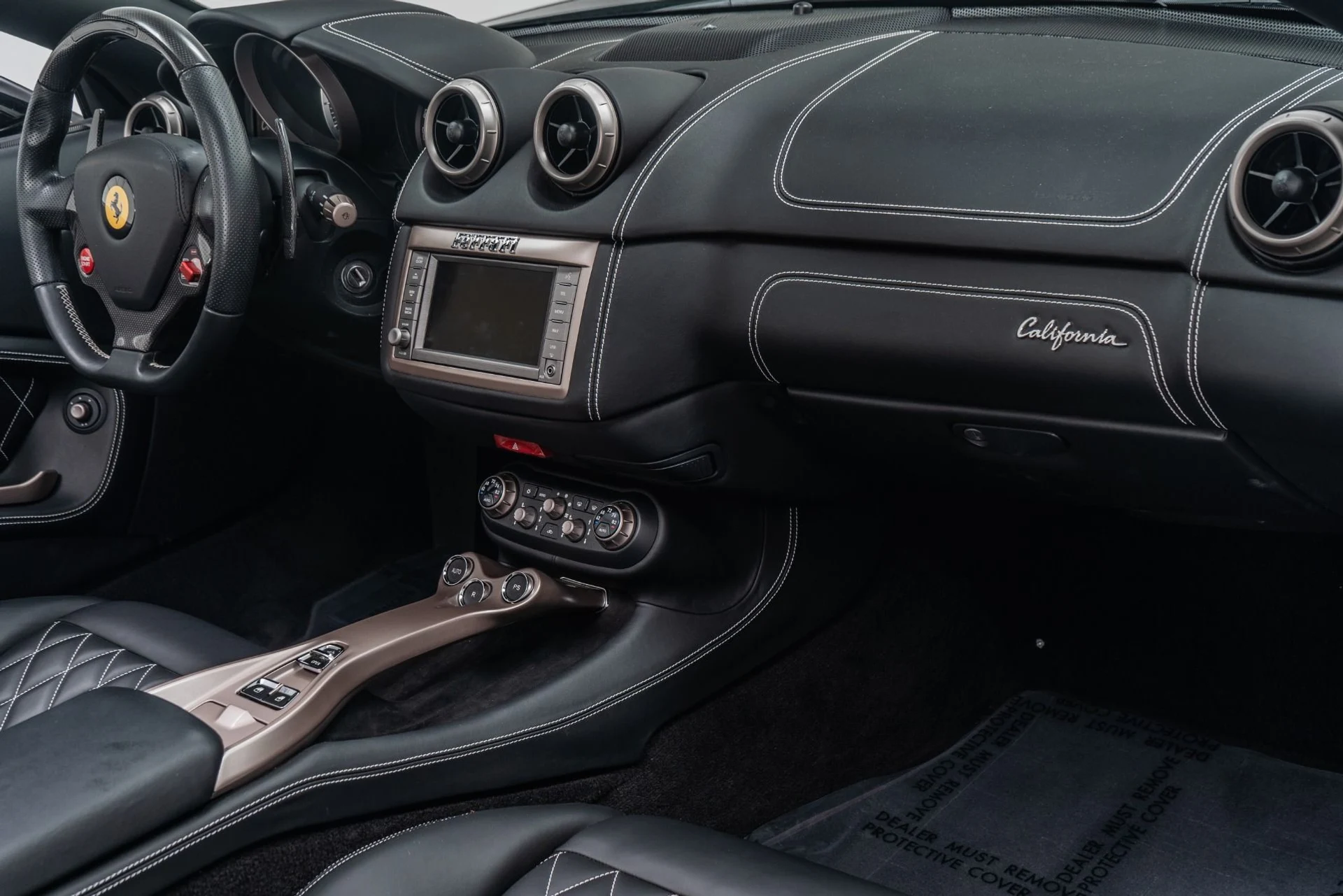 mph013_2958977318_Used_2014_Ferrari_California_1755618260_a8e247f4e1