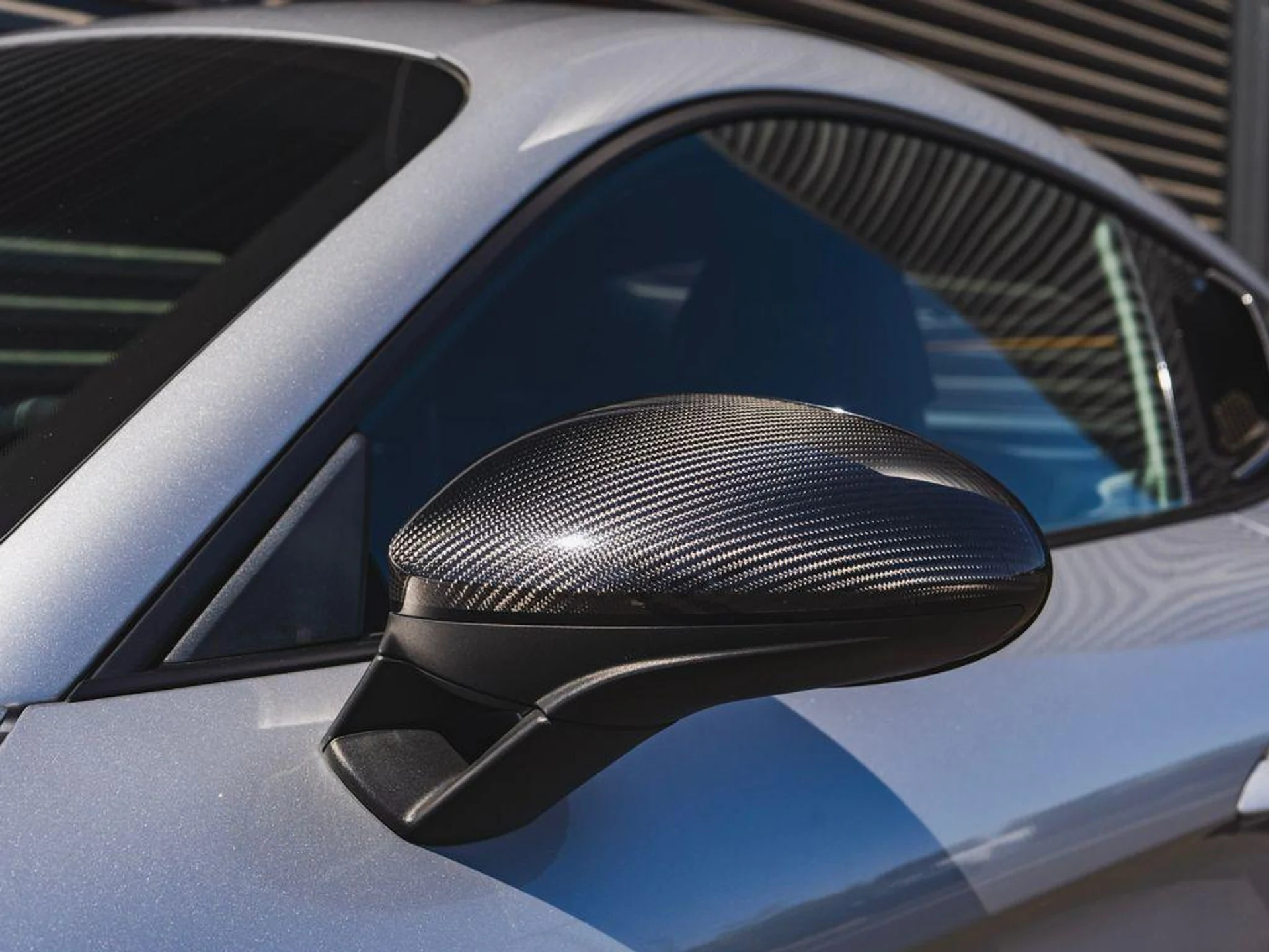 mph013_2963879859_4_Zp3_FYA_3v_Vr_LKS_20n_ZW_57_LN_6s_2e3832618b