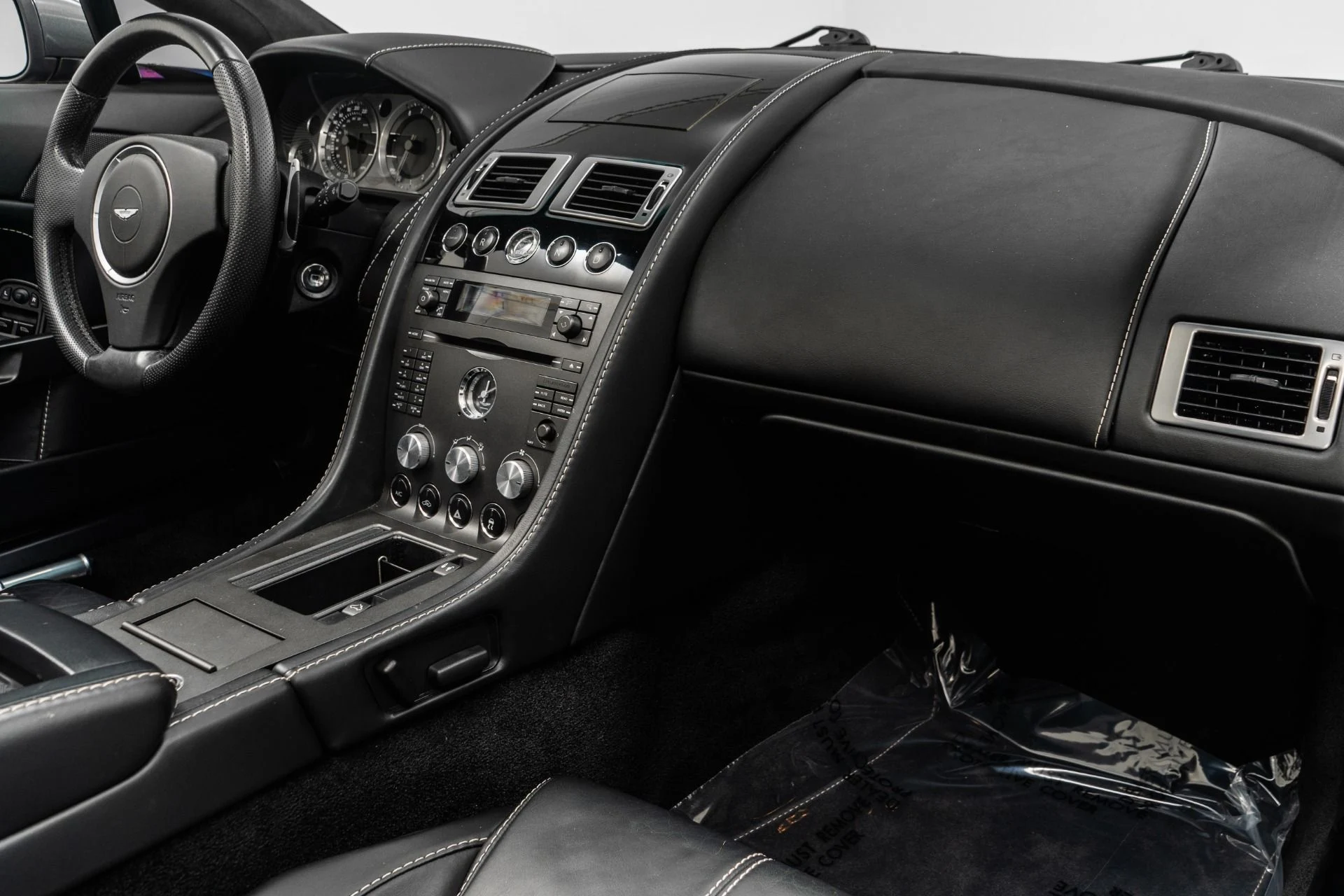 mph013_2966313541_Used_2008_Aston_Martin_V8_Vantage_Roadster_1756322519_17453ea00f