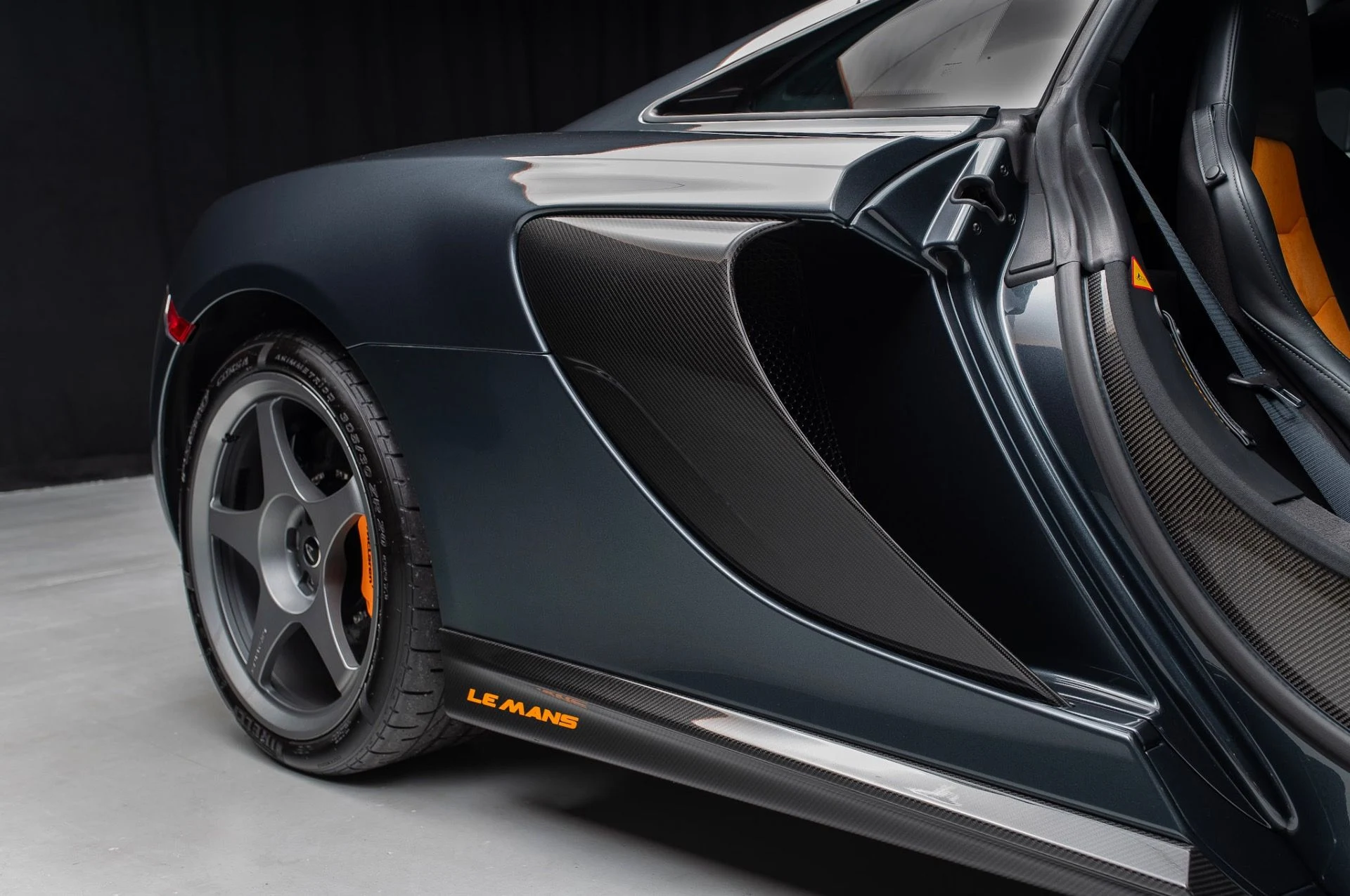 mph013_2967990261_Used_2015_Mc_Laren_650_S_LE_Coupe_Le_Mans_Special_Edition_150_1791217036_420b349872