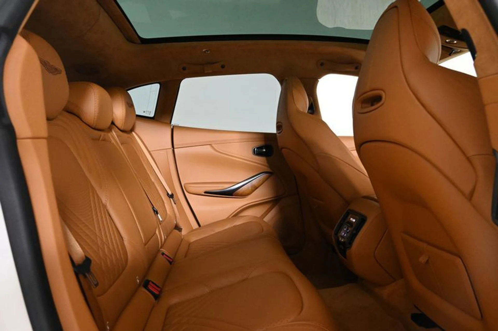 mph013_2968728105_72a1d4c6ad627f41297b656dd15c24de_8ebc93bc22