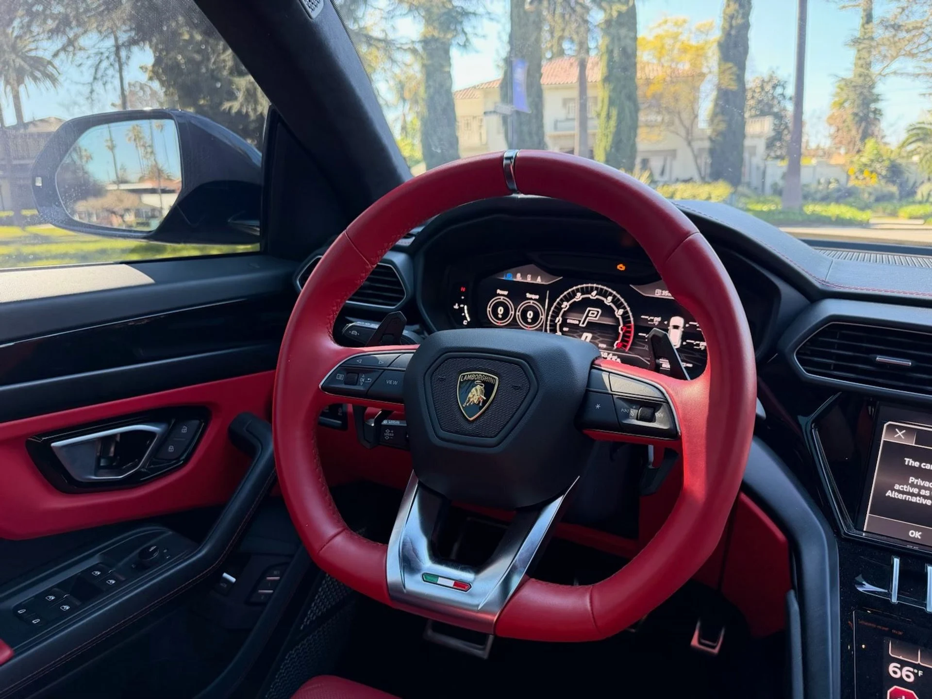 mph013_2968967068_Used_2022_Lamborghini_Urus_1773427818_5491c6d581