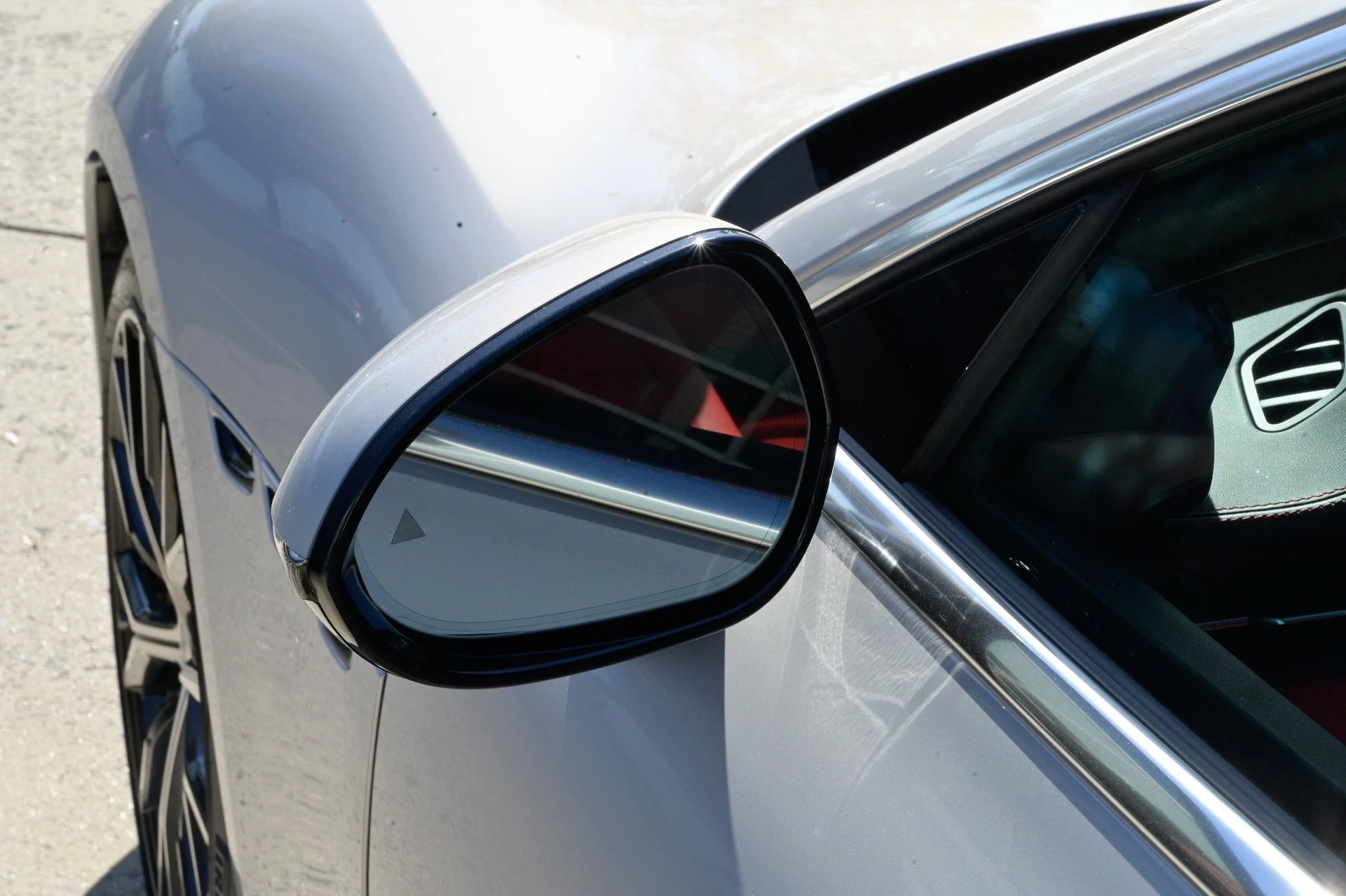 mph013_2969239682_91a556f624604e599cc5145f752d725d_6b07835818