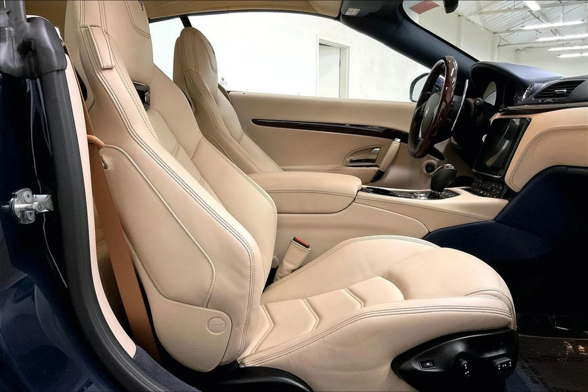 mph013_2969722653_7760cba243e80c8e2d7f6788a0edb71dx_b458f683cf