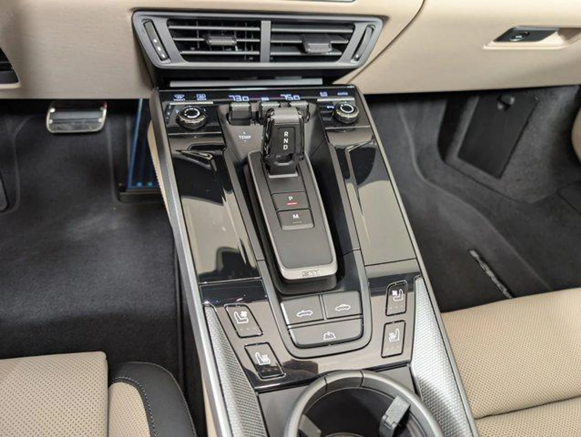 mph013_2970253626_Ibp_Fqq_Ev_XMY_27c1v_Pa_Jujo_JUJ_0_94027421ad