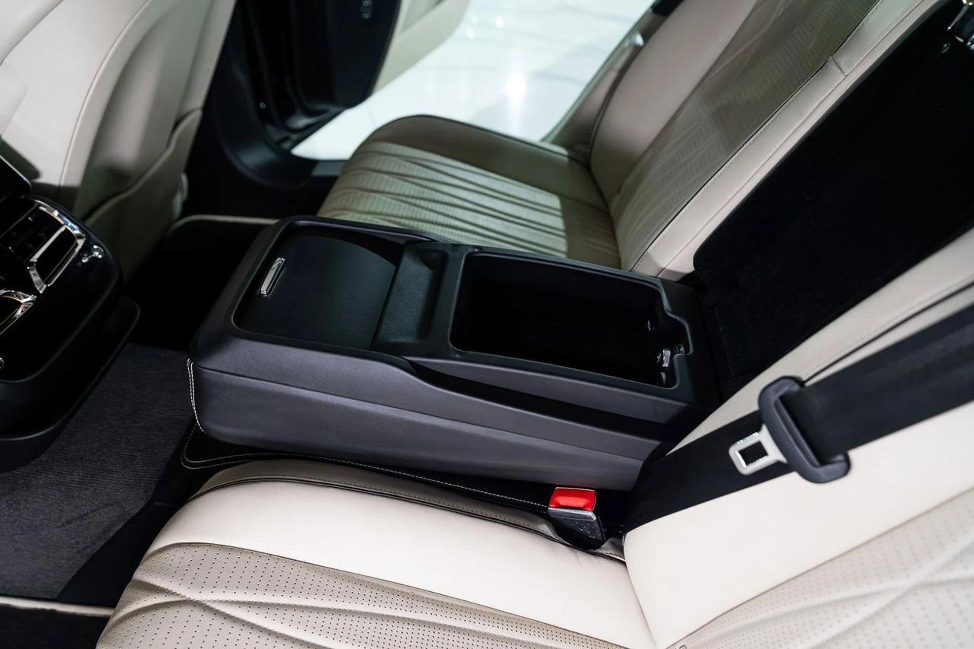 mph013_2970328710_e86a43b0a260db6535caac94b3257128_6de2950832