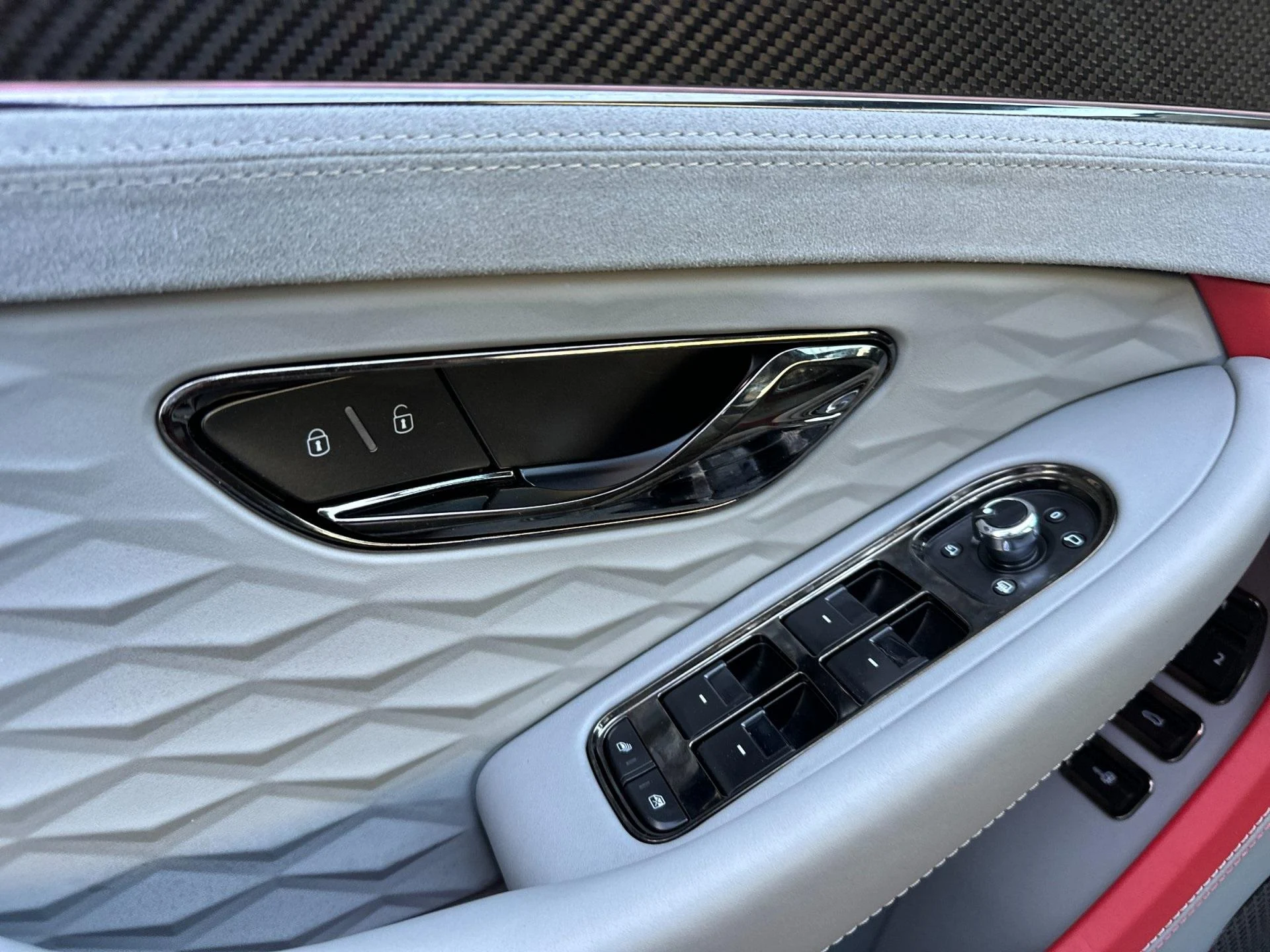 mph013_2973552048_Used_2025_Bentley_Continental_GT_Speed_1760604394_5ca115c1b8