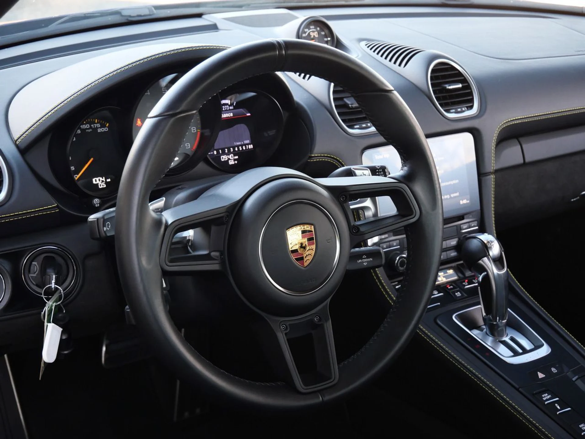 mph013_2977155691_7689e00af6053efdc8912e28dc3ebbb5x_138f9a54f4