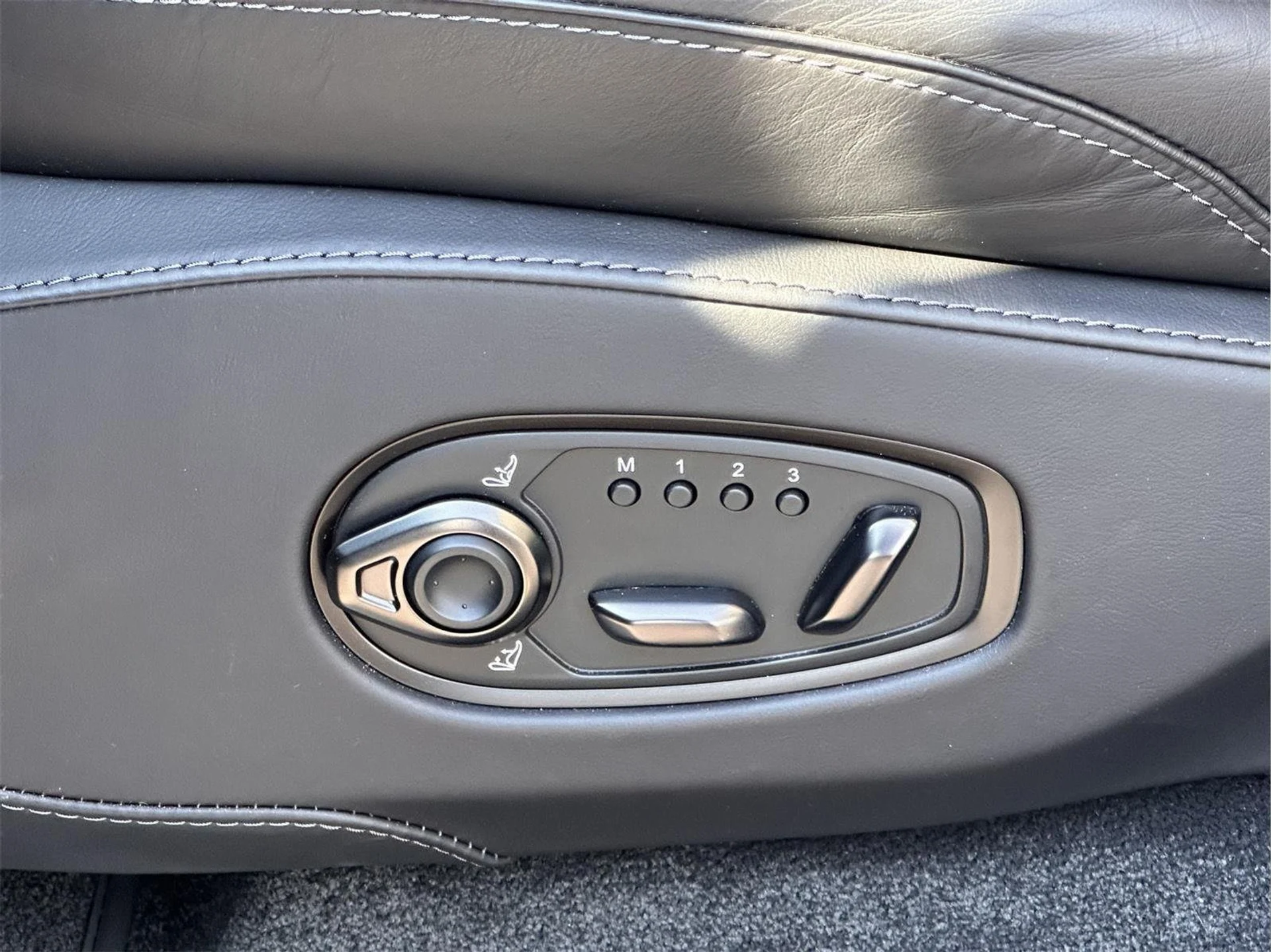 mph013_2981635687_716c3663c62d284f0e397732dc75db39_ef4eca863c