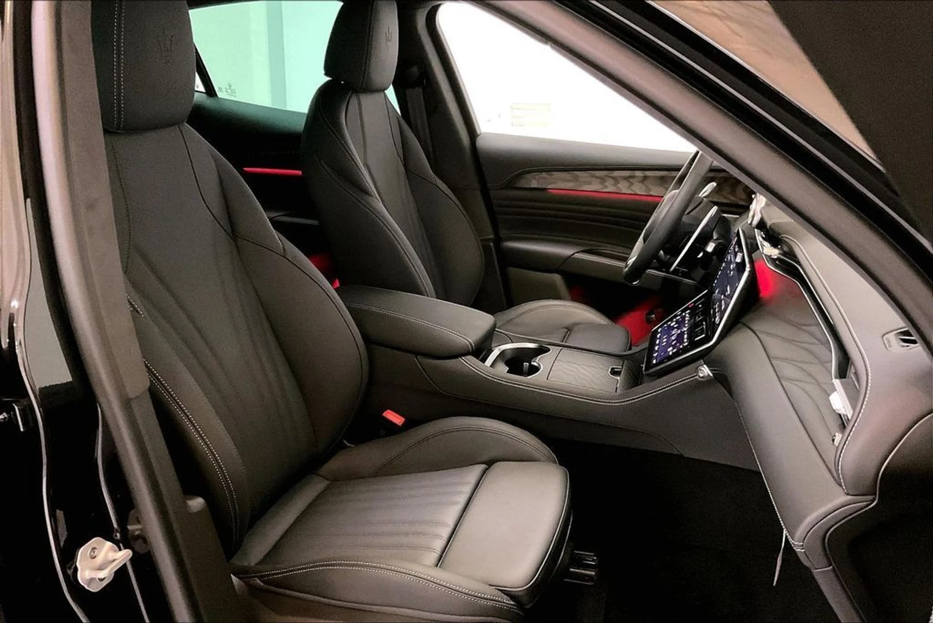 mph013_2989124972_d24f06224400ca93e4f952b4ec0682cax_3358e02cde