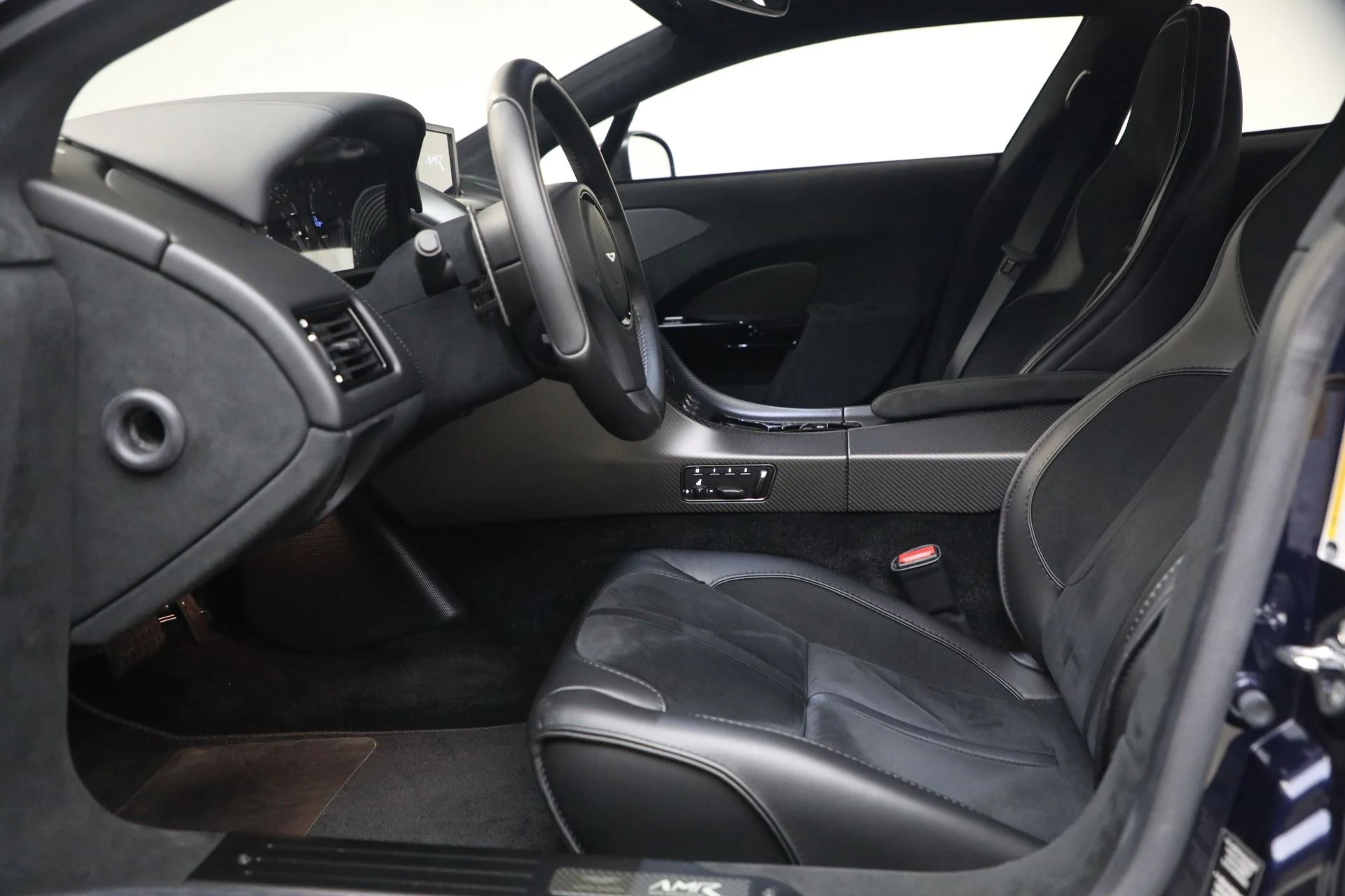 mph013_2995973818_Used_2019_Aston_Martin_Rapide_AMR_1792868062_c9a0bdd04c