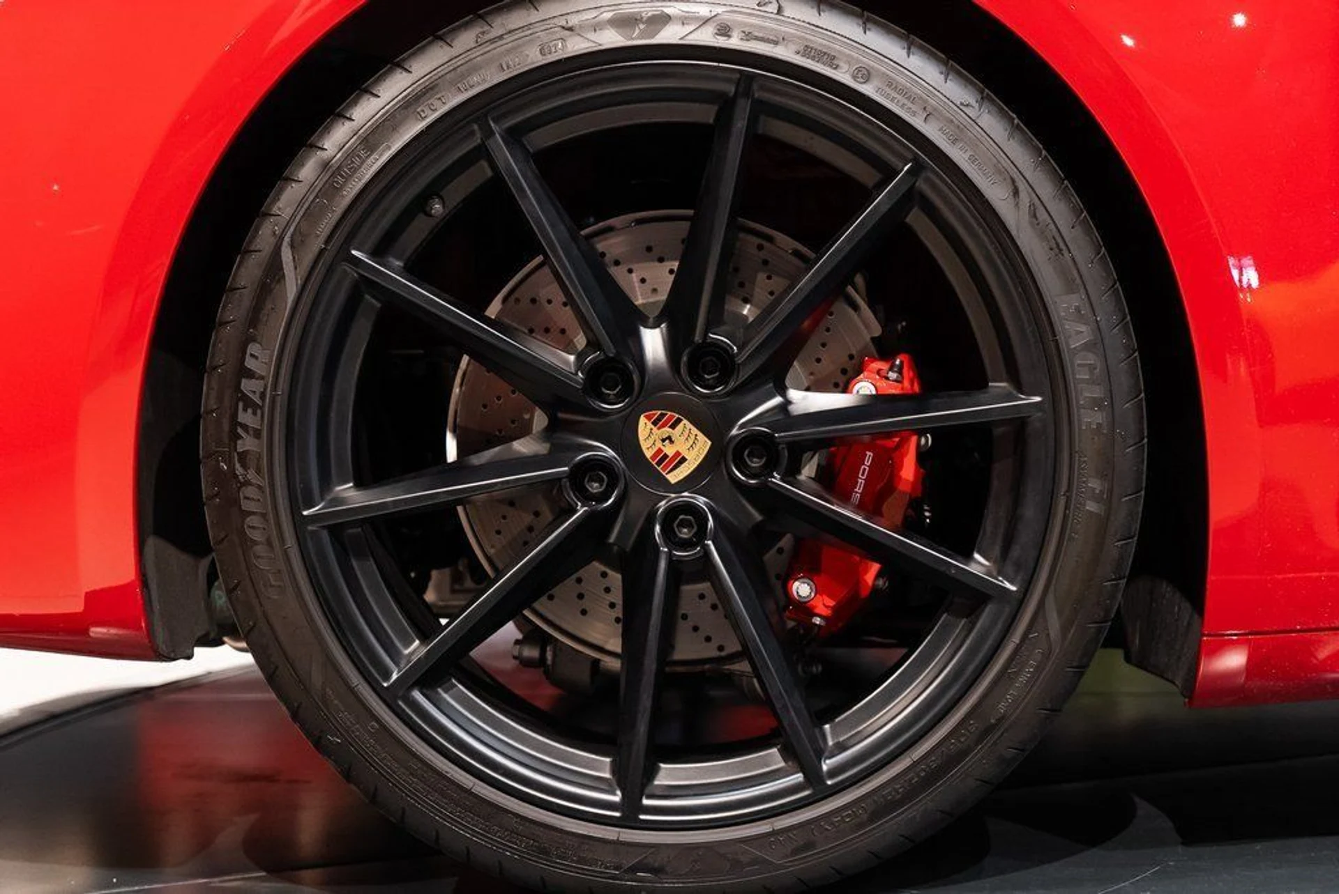 mph013_2996879119_c103fdfb1b1e024a7a60e31243c3be28_f615711b86