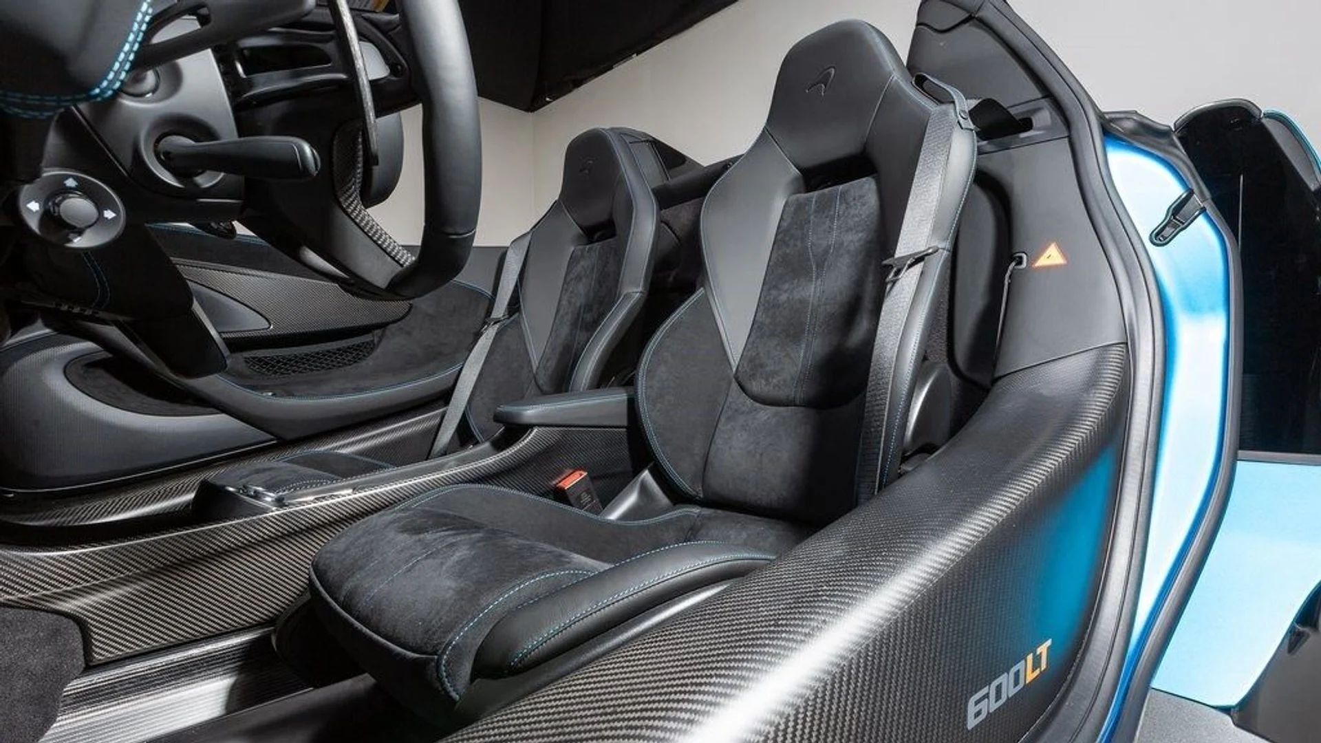 mph013_2998088137_efd384ad14654ffea89e200e85b36bb0x_dd216709b3