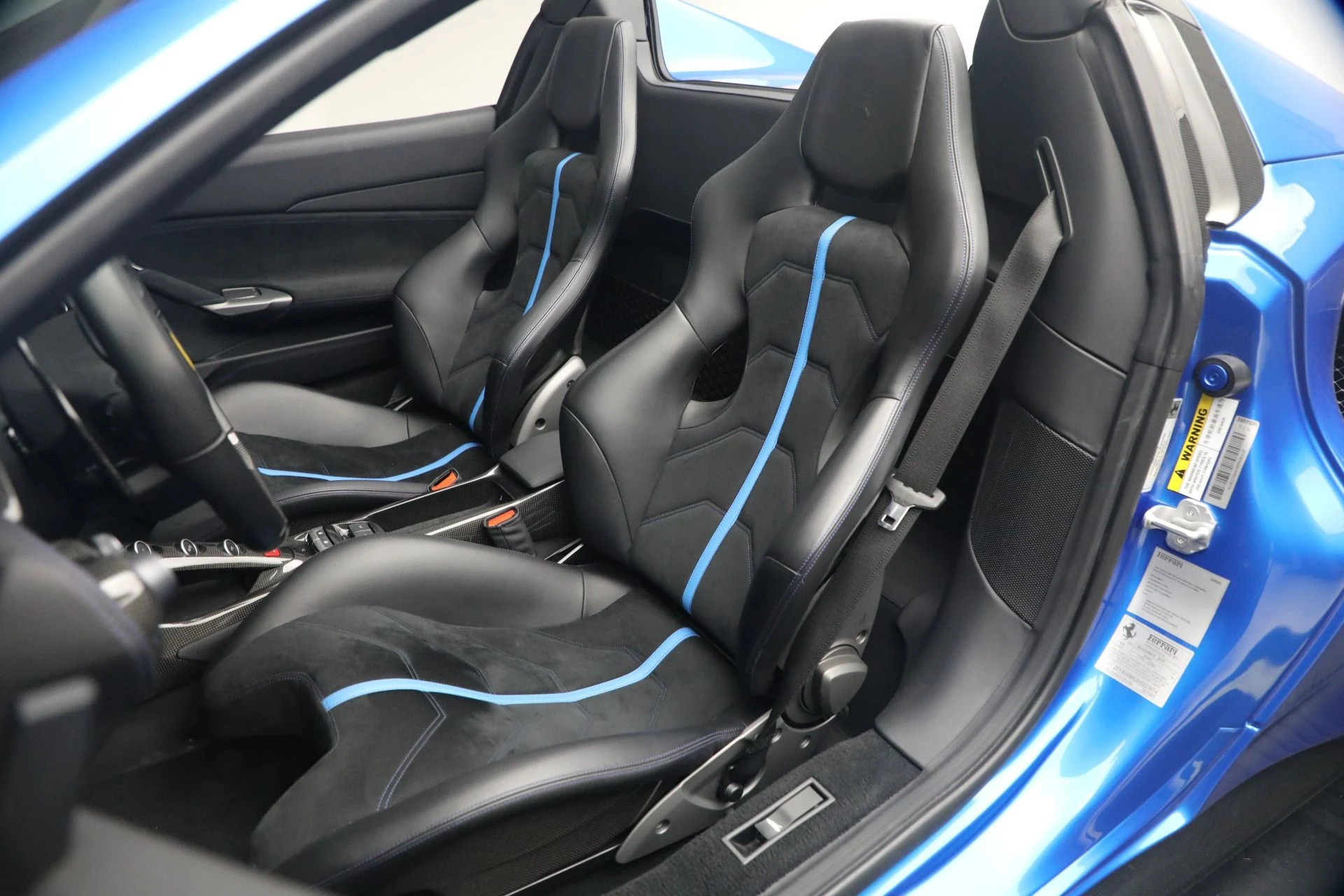 mph013_3007353503_Used_2017_Ferrari_488_Spider_1779887206_4ba6b99b3f