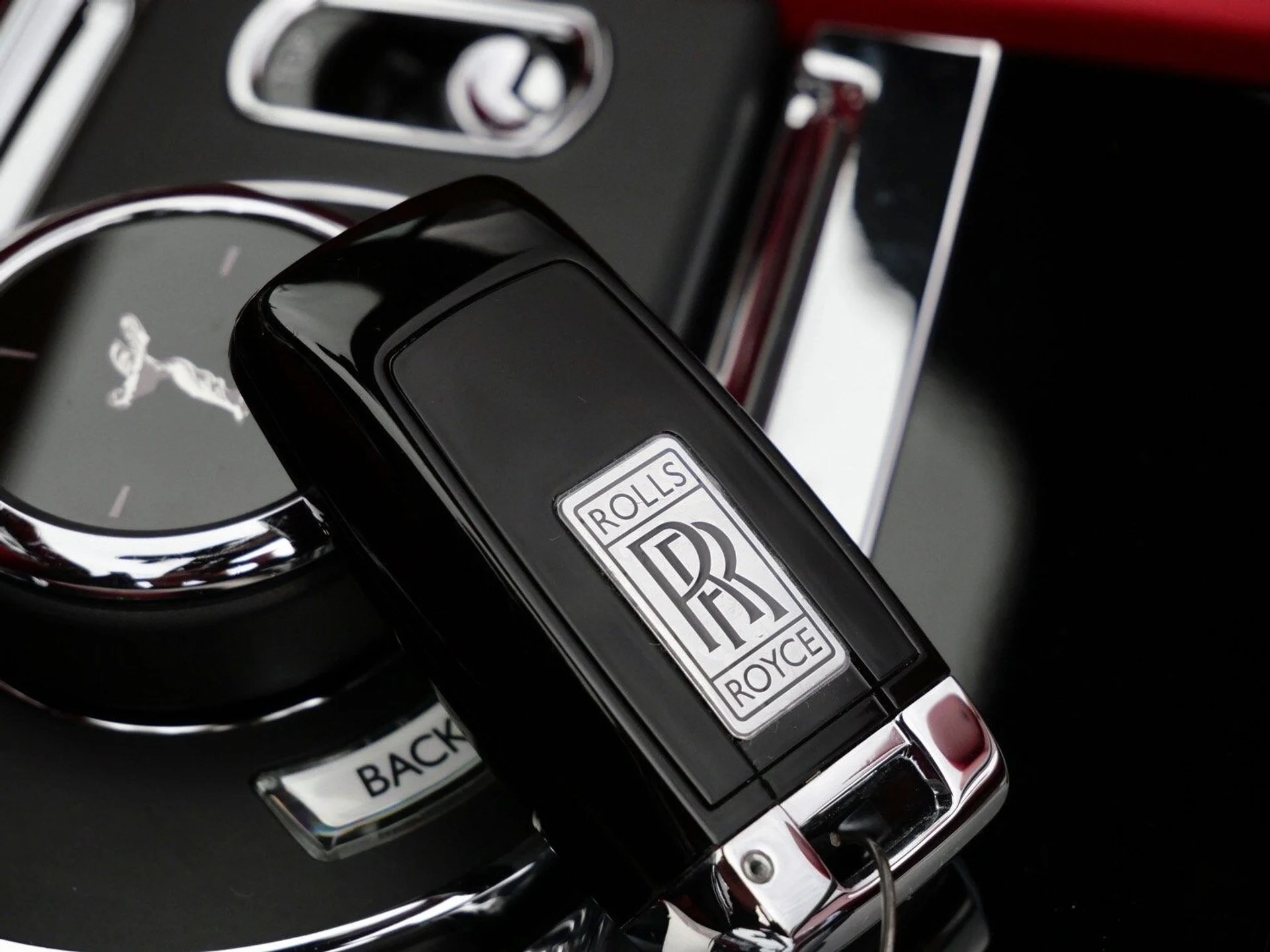 mph013_3007353609_4b7ecba0e781873882a960a8eab14ec1x_975acb4163