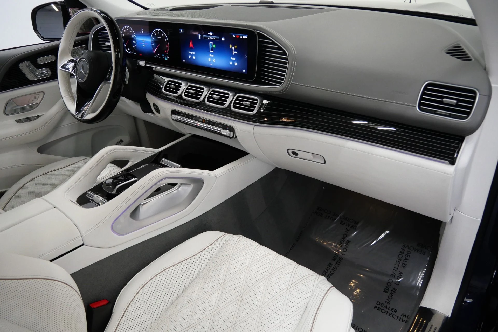 mph013_3009883519_Used_2024_Mercedes_Benz_Maybach_GLS_600_4_MATIC_Factory_Two_Tone_paint_Polished_Wheels_Loaded_1774374618_be826cde94