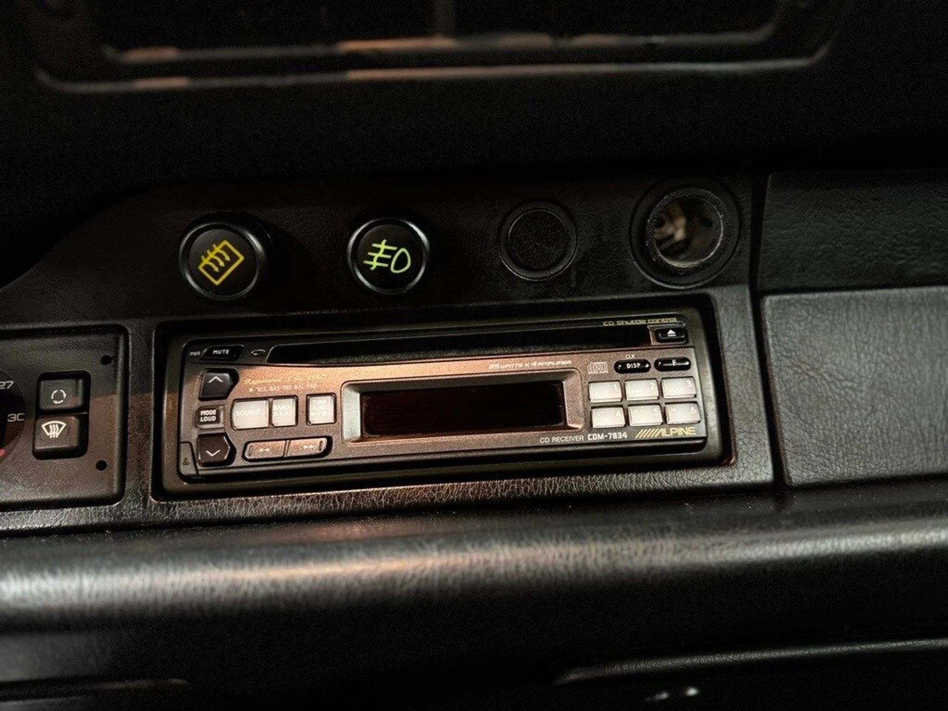 mph013_3010279616_b5248cb3664e4b1efa01d8e2c607ee72x_38e0f64d34