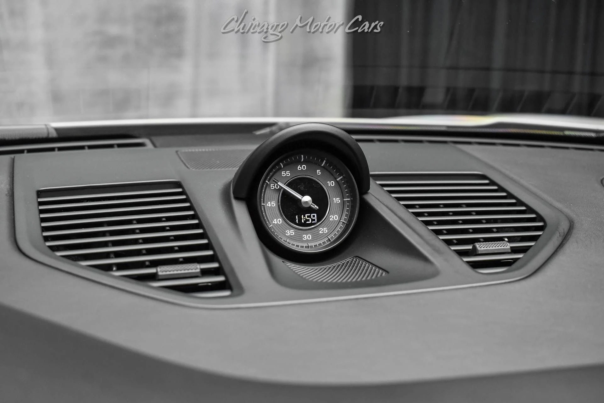 mph013_3017919313_10645_p14_l_9a5ba94271