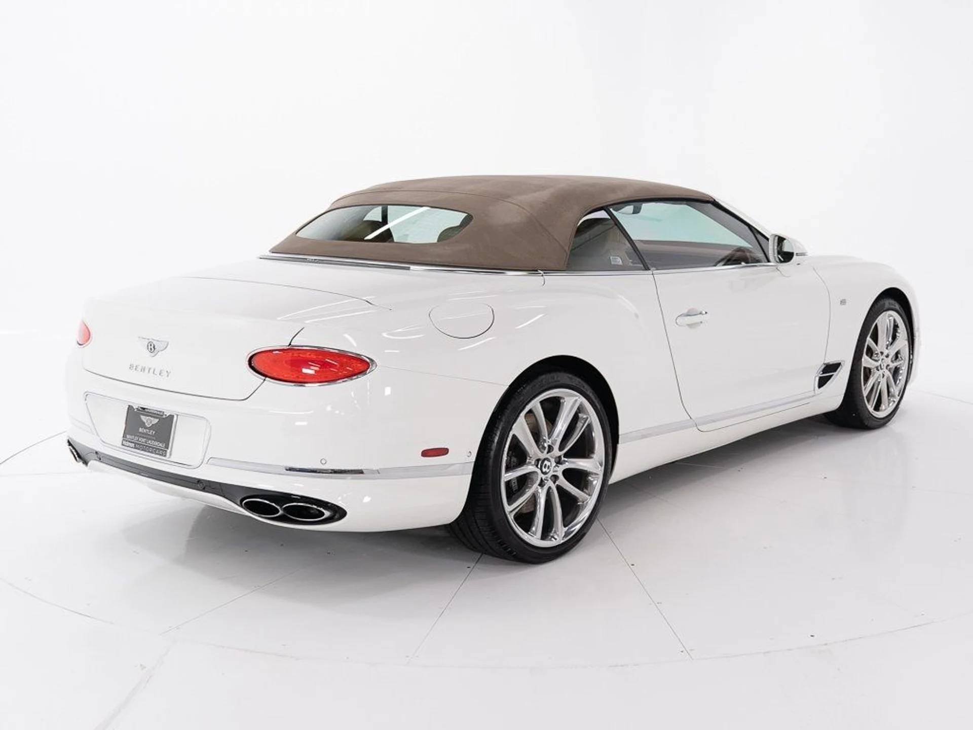 mph013_3024165780_f25e2c0601d9ada6ee74ab4f76e753b1_a3df1e3a6b