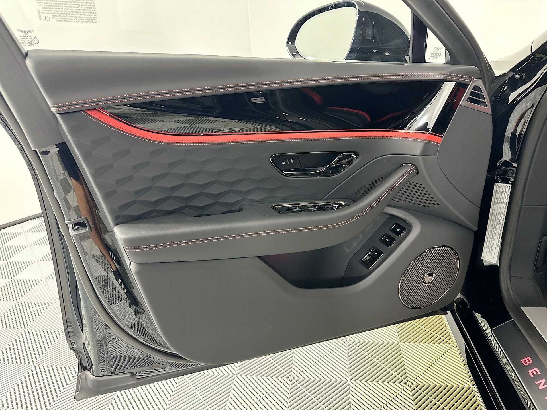 mph013_3030524117_14_27dbfbdb3e