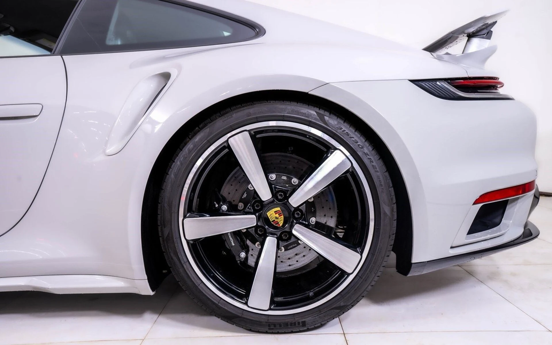 mph013_3033031693_f64af135cde46eab36a80fdb653d7e74x_f9d4c432ff