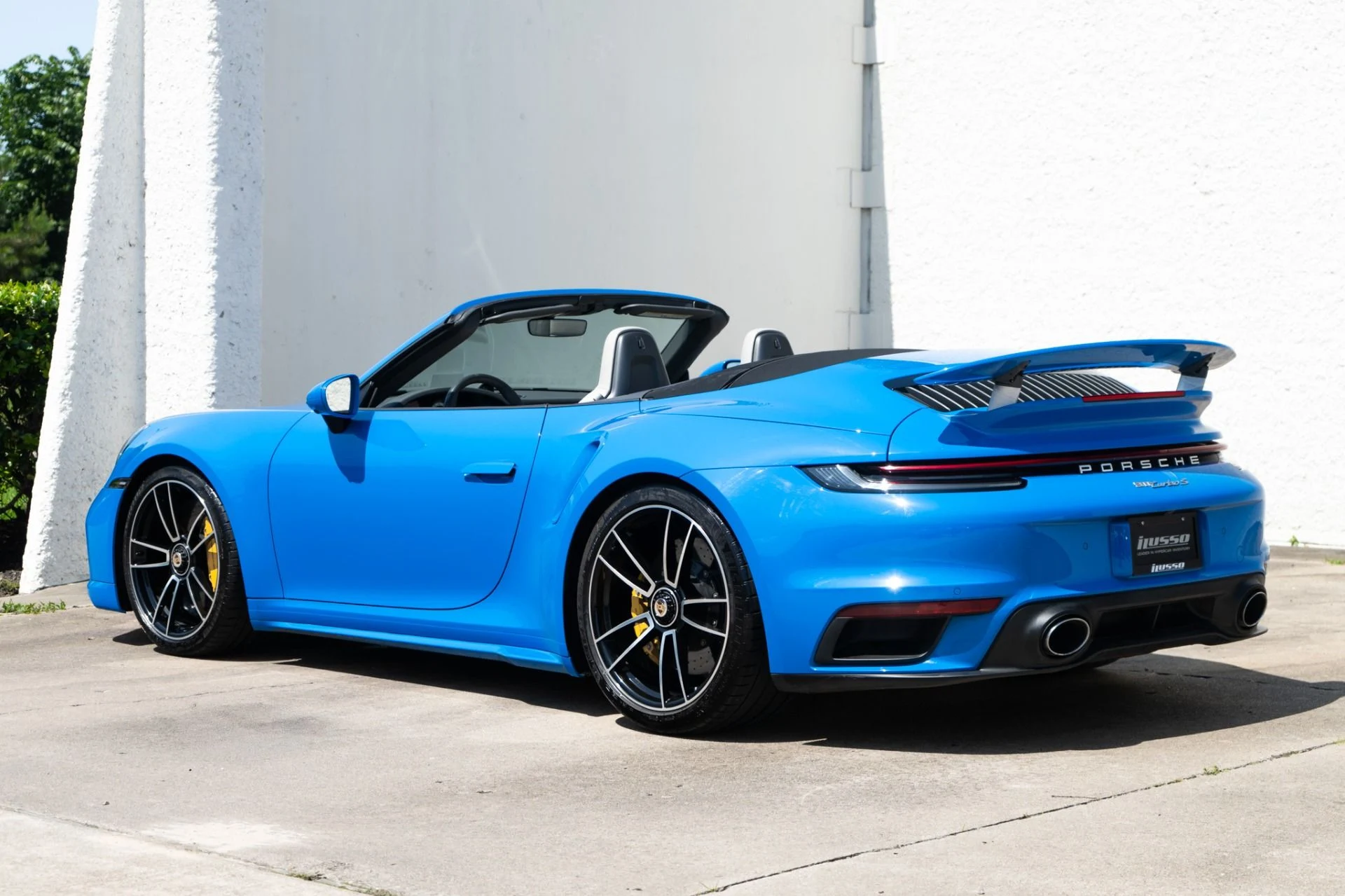 mph013_3037608515_Used_2023_Porsche_911_Turbo_S_1780079475_ab9ae8c7d0