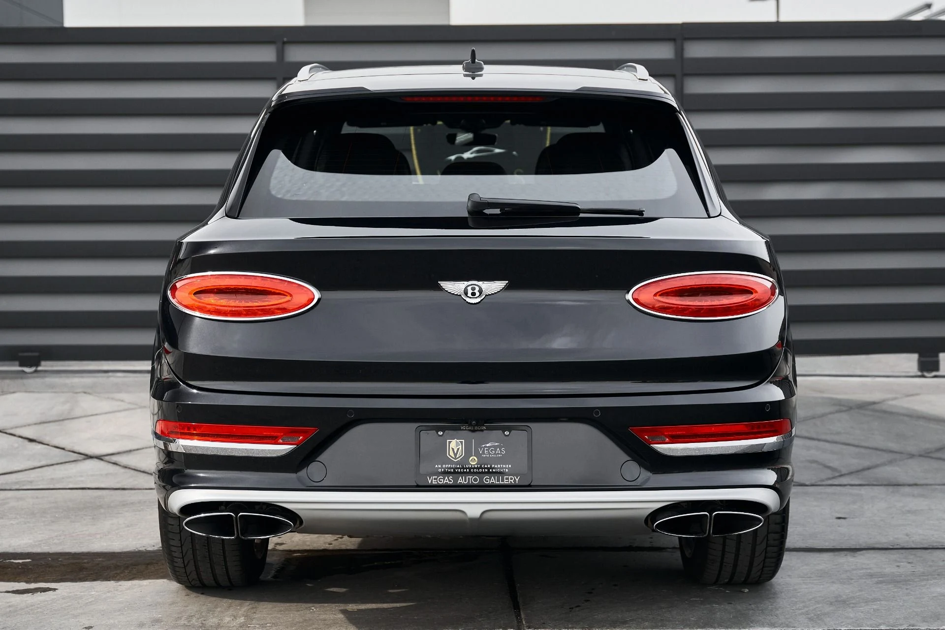 mph013_303790171_Used_2023_Bentley_Bentayga_EWB_Azure_1769048603_2432d6239d
