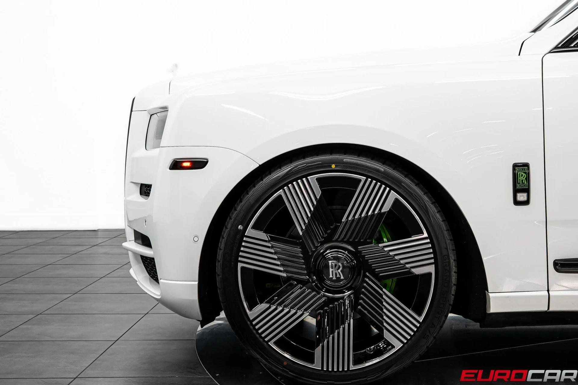 mph013_3038619643_image_14_a60035fe84