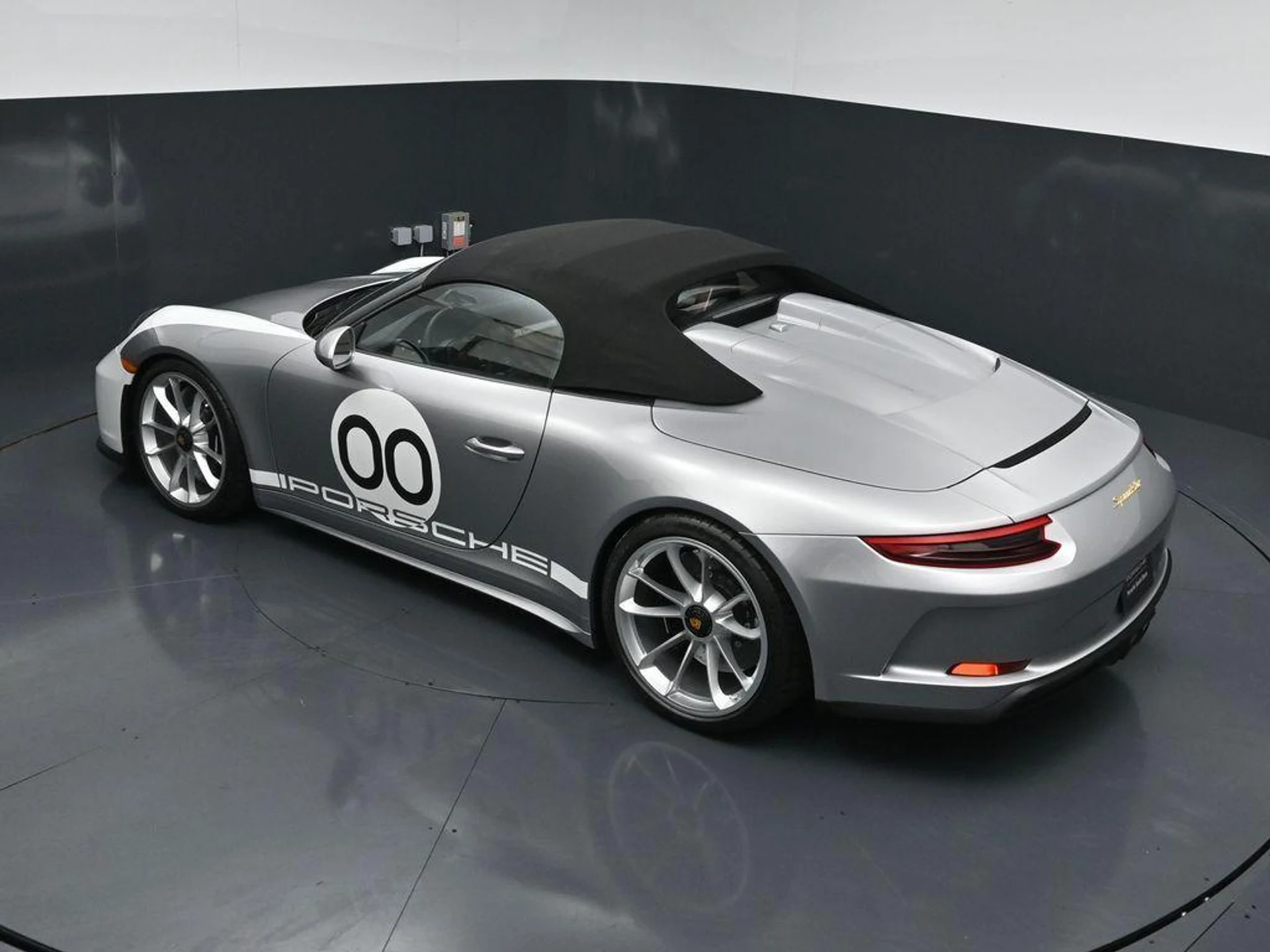 mph013_3040337751_Xv_Y_Nh_M_Pcam6_CP_2i_Lj_EHJR_Rd7j0_e8b668c36f