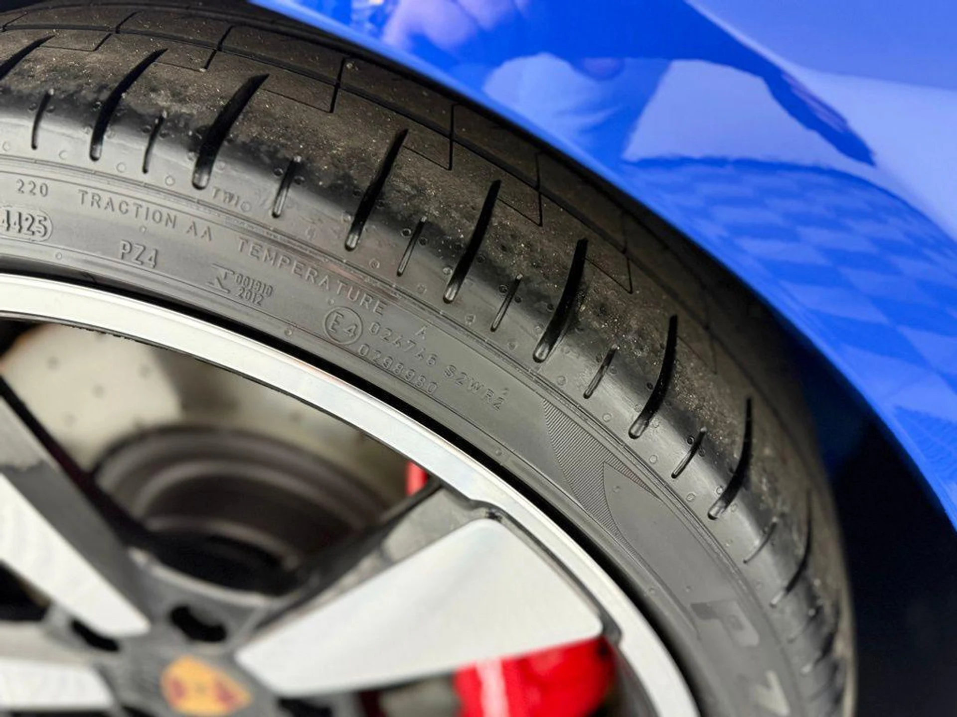 mph013_3049358976_D_As_6_Y1uj_S_vb_j_Q_K_E4_G_Re_z8_e22141a998