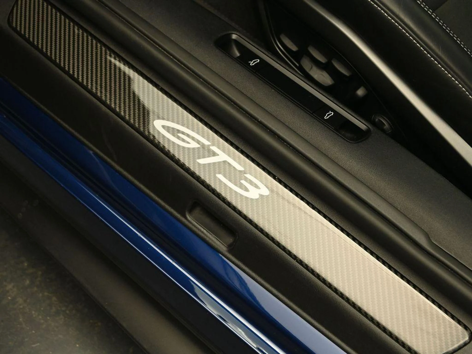 mph013_3057619738_OT_2g_La_Mtqvcf_OZ_0u_J8_GOVK_1_MRPE_cd9b59800f