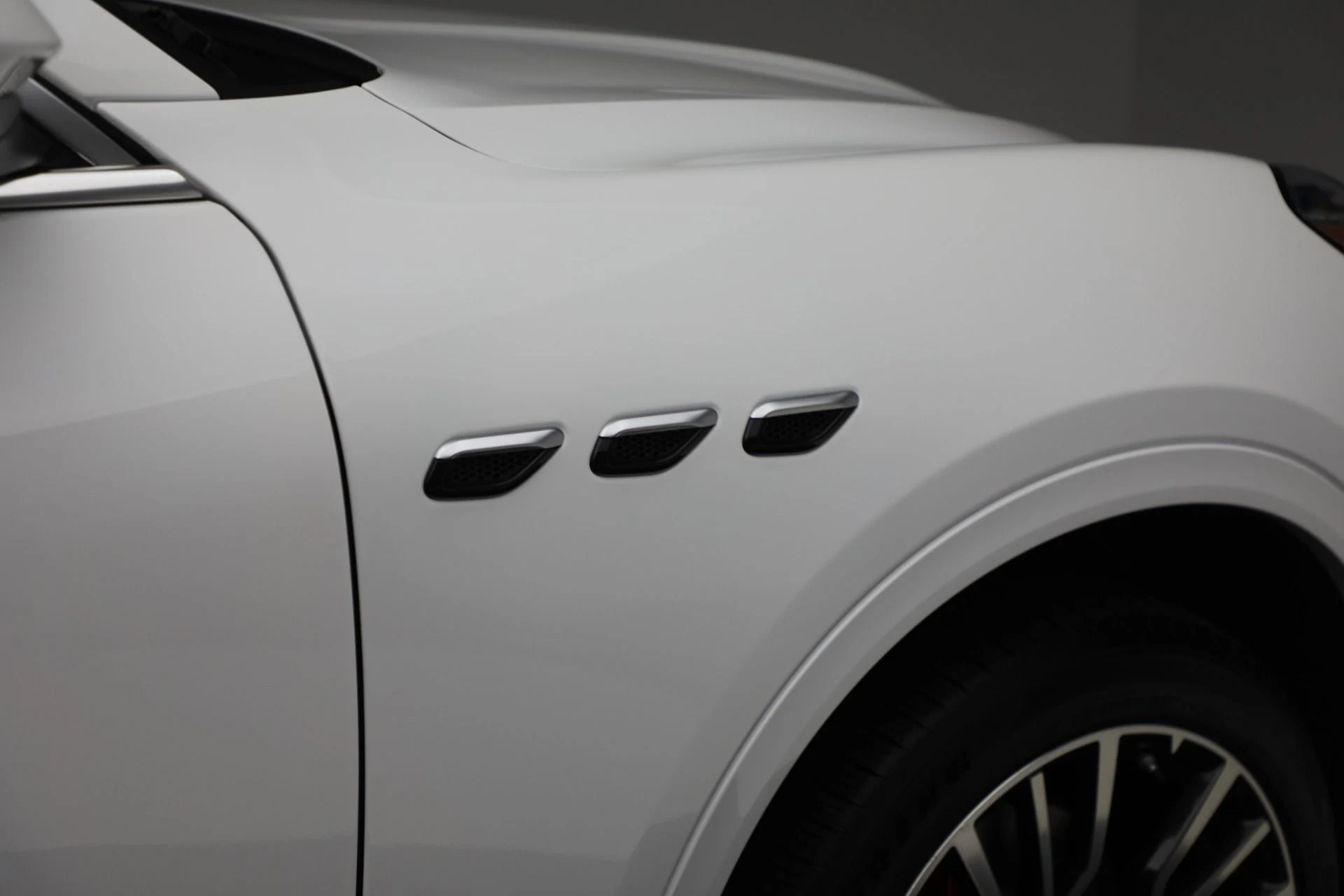 mph013_3061597773_New_2025_Maserati_Grecale_e60bf4ec3c