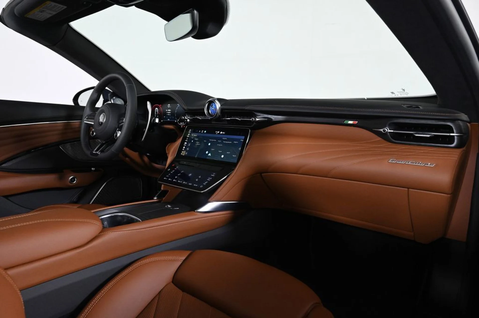 mph013_306554765_new_2026_maserati_grancabrio_convertible_11350_23008816_14_1024_f3f81b5cbc