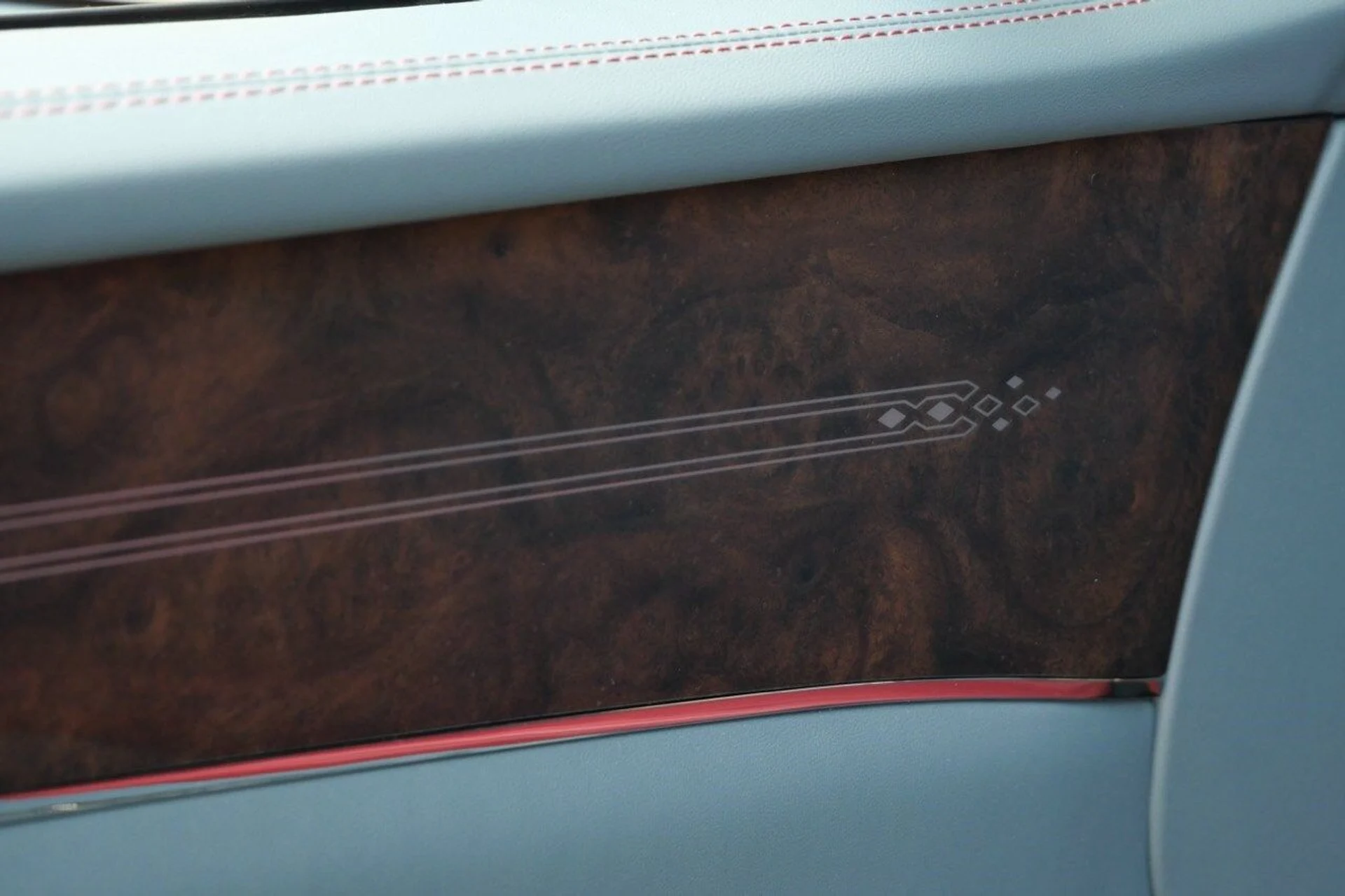 mph013_3073082894_a8df5b05e406067e929d3e604a07478ex_c6e4817377