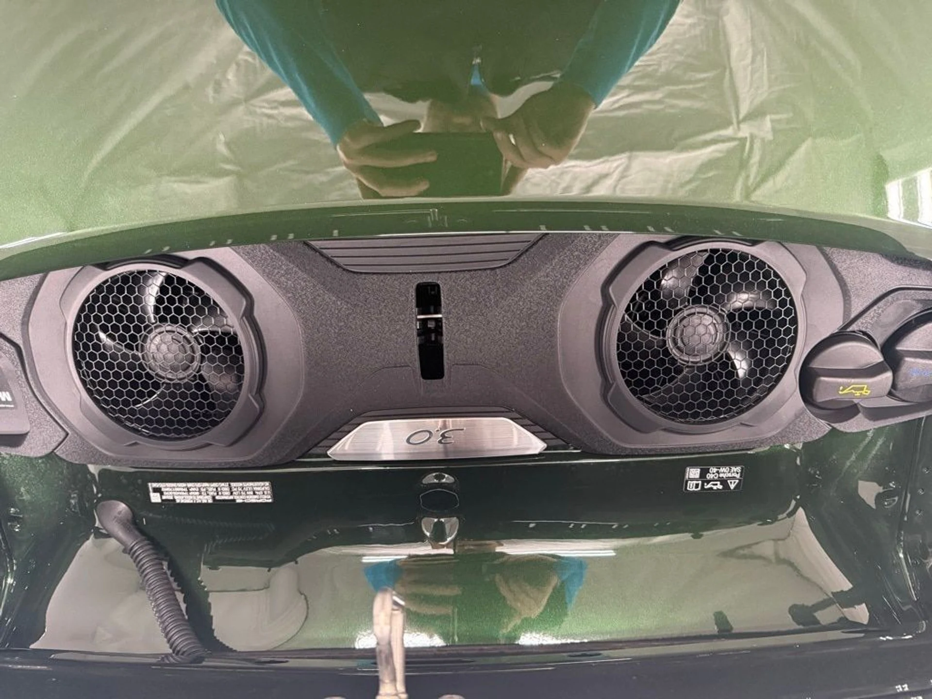 mph013_3082605107_d79c64c4977555f4969263cd5d8c38a2x_c3b0cf0f3d