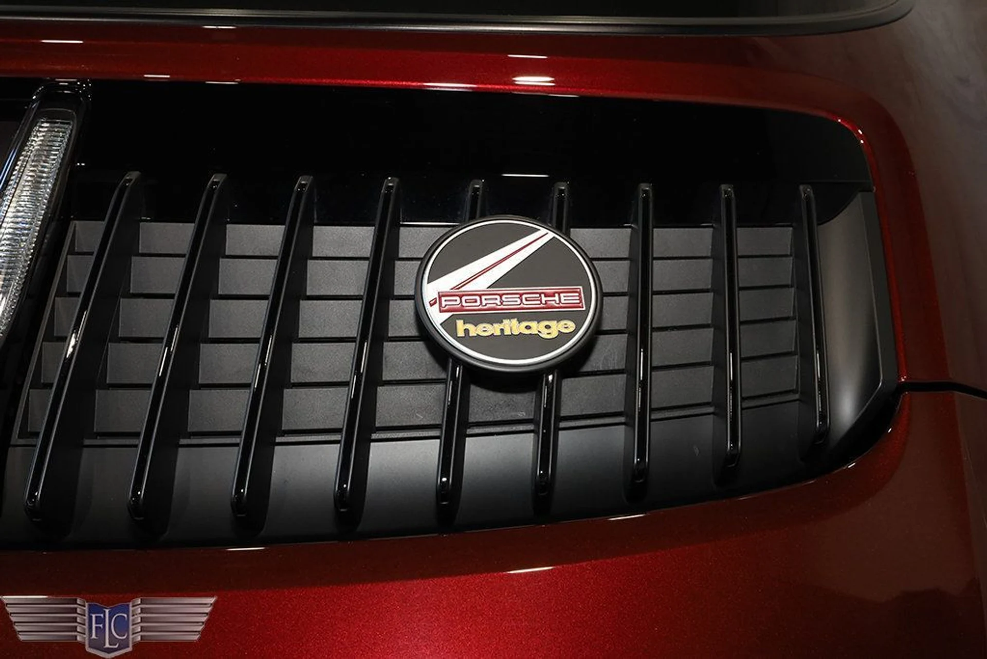 mph013_3085735786_used_2021_porsche_911_targa4sheritagedesignedition_9689_22967644_14_1024_d43412ea69