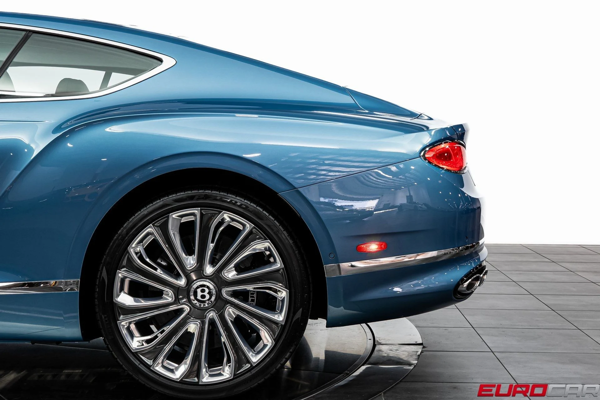 mph013_3089945427_image_14_e2cbbc1b86