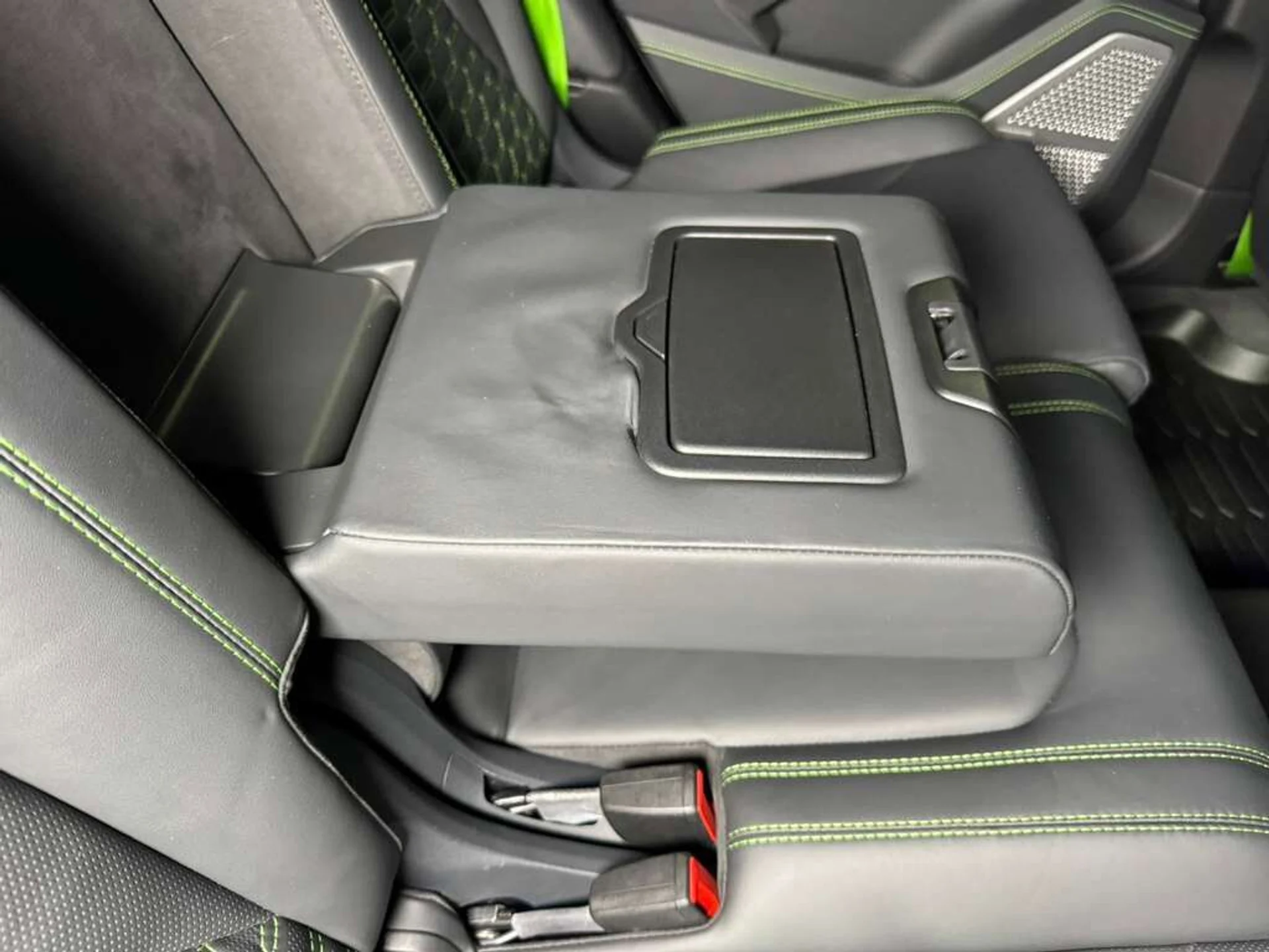 mph013_3092137917_4c5f67e1f8302278f2848c5b50d66d67_9b2fb2e54e