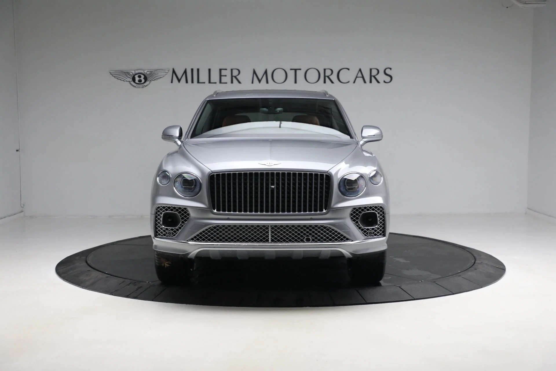 mph013_3093704982_Used_2023_Bentley_Bentayga_EWB_Azure_V8_93d45598dd
