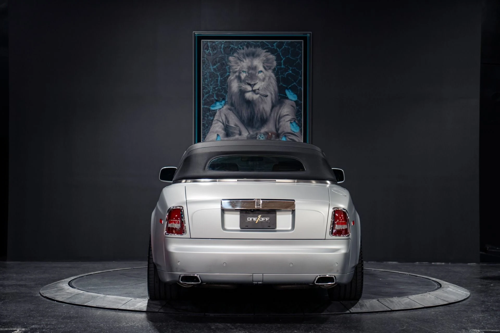 mph013_3094361622_Used_2014_Rolls_Royce_Phantom_Drophead_Coupe_1785564931_1fff2da6de