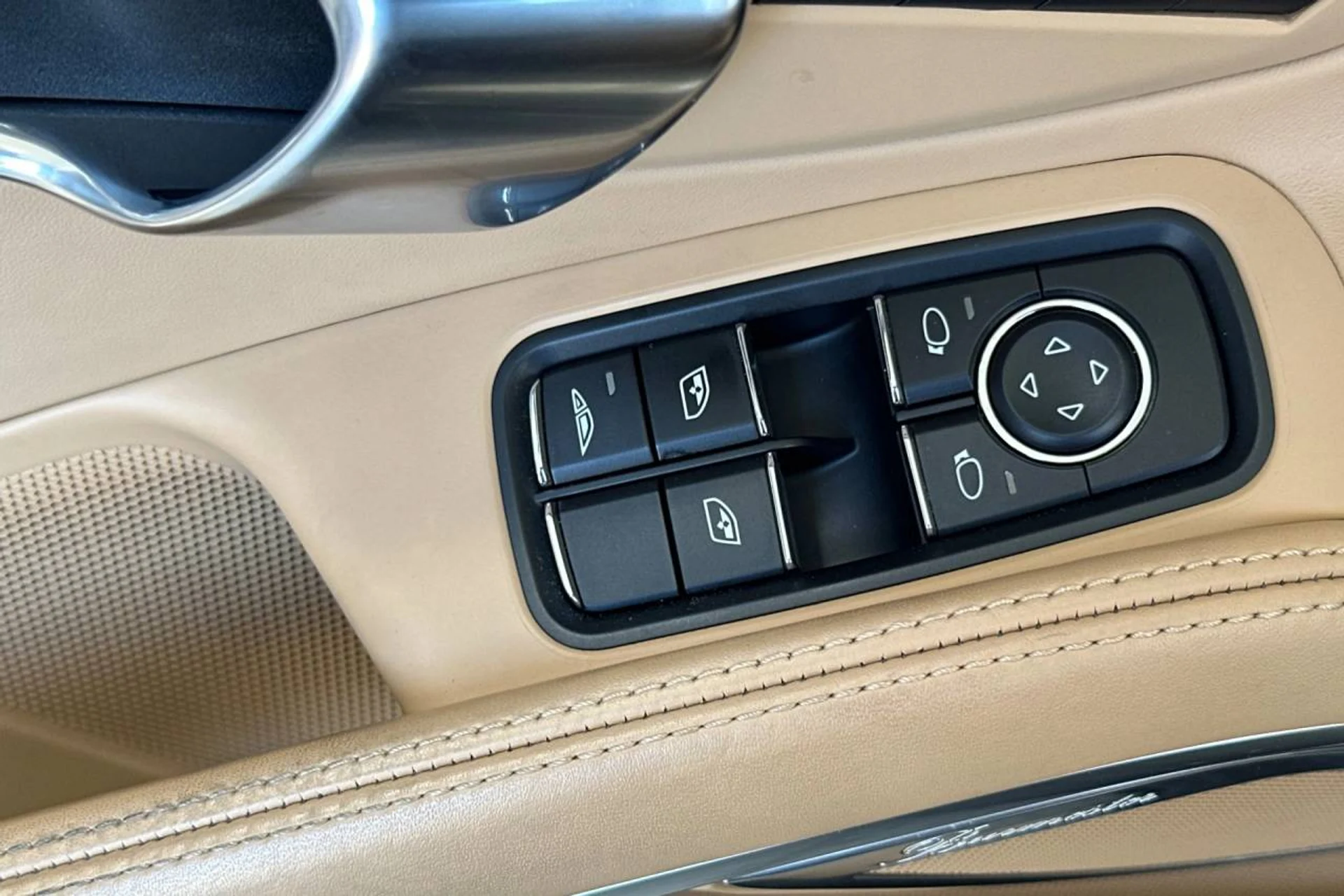 mph013_3097929670_1280_36c32453e6