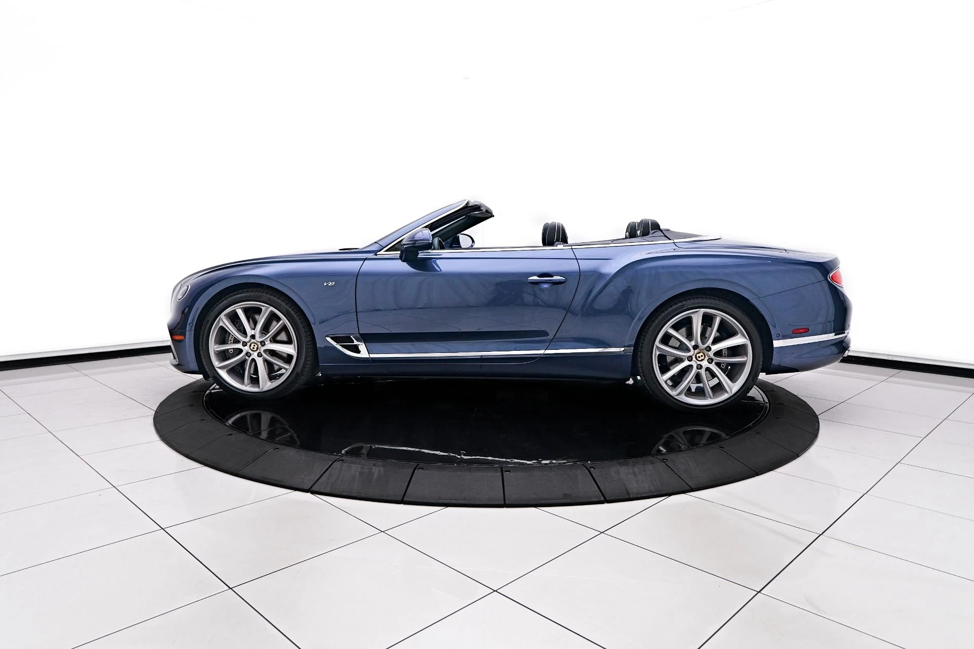 mph013_3100722631_Used_2020_Bentley_Continental_GT_V8_1758744260_4c8d840cc5