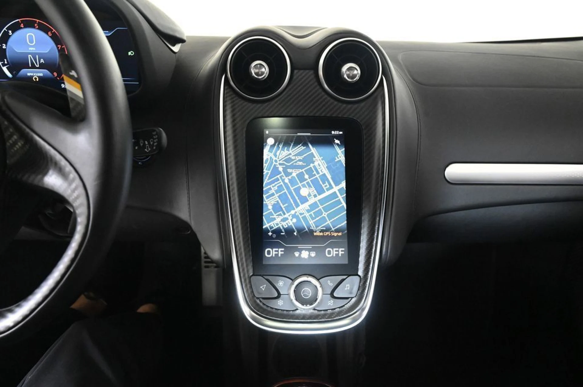 mph013_3101336259_new_2025_mclaren_gts_11350_22961042_13_1024_9aae31a627